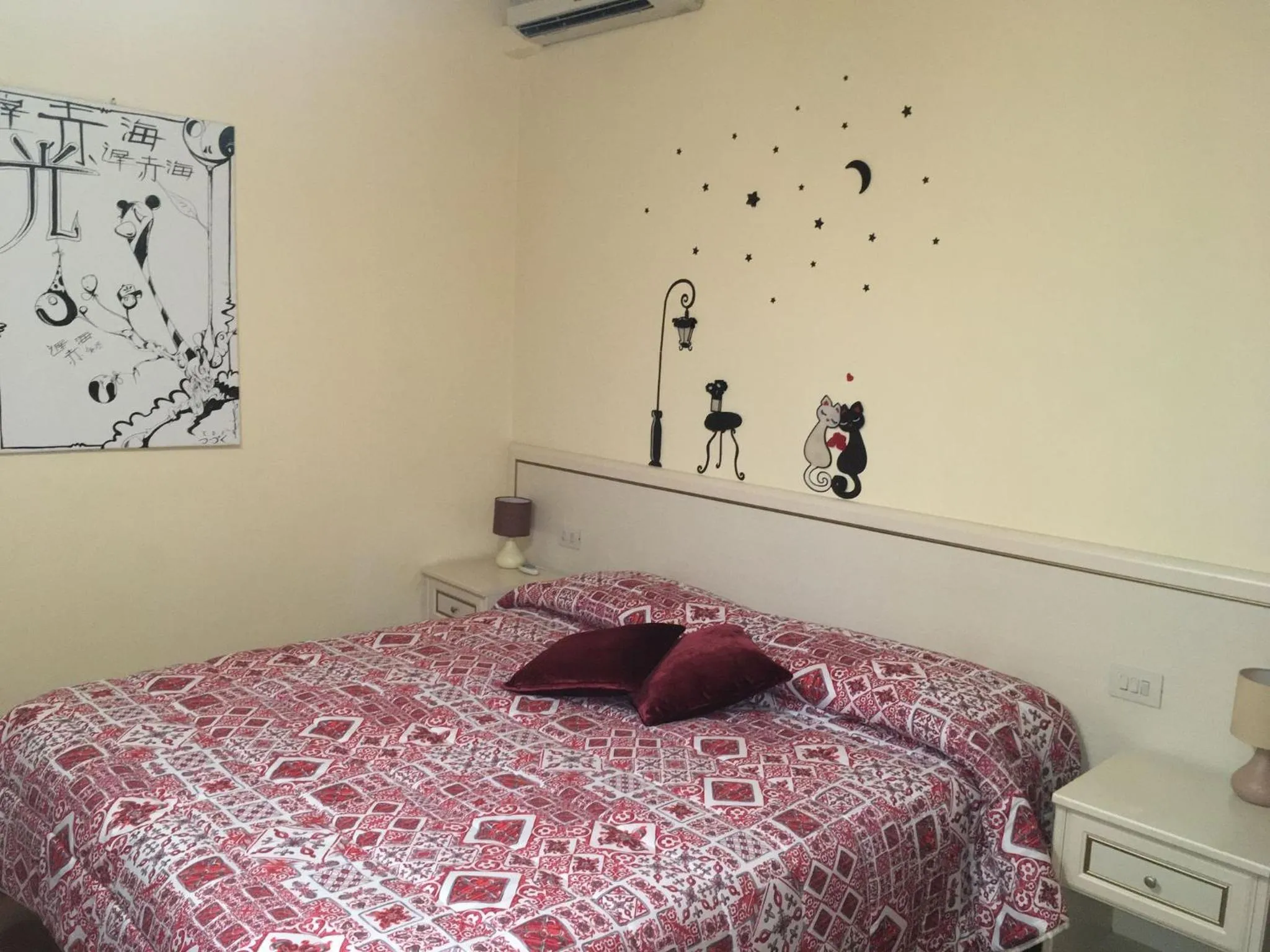 Decorative detail in La Stregatta