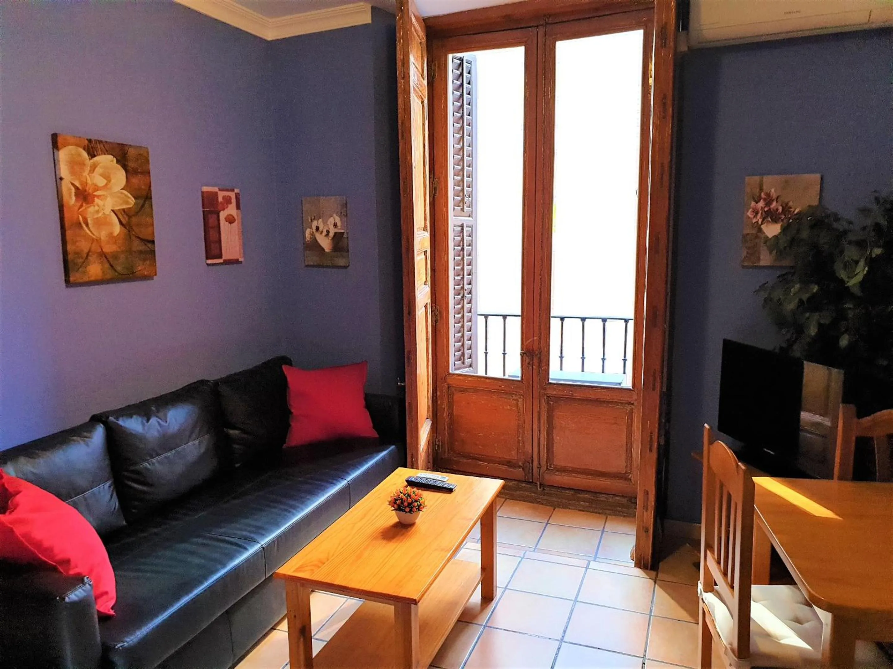 Apartamentos Dana Sol