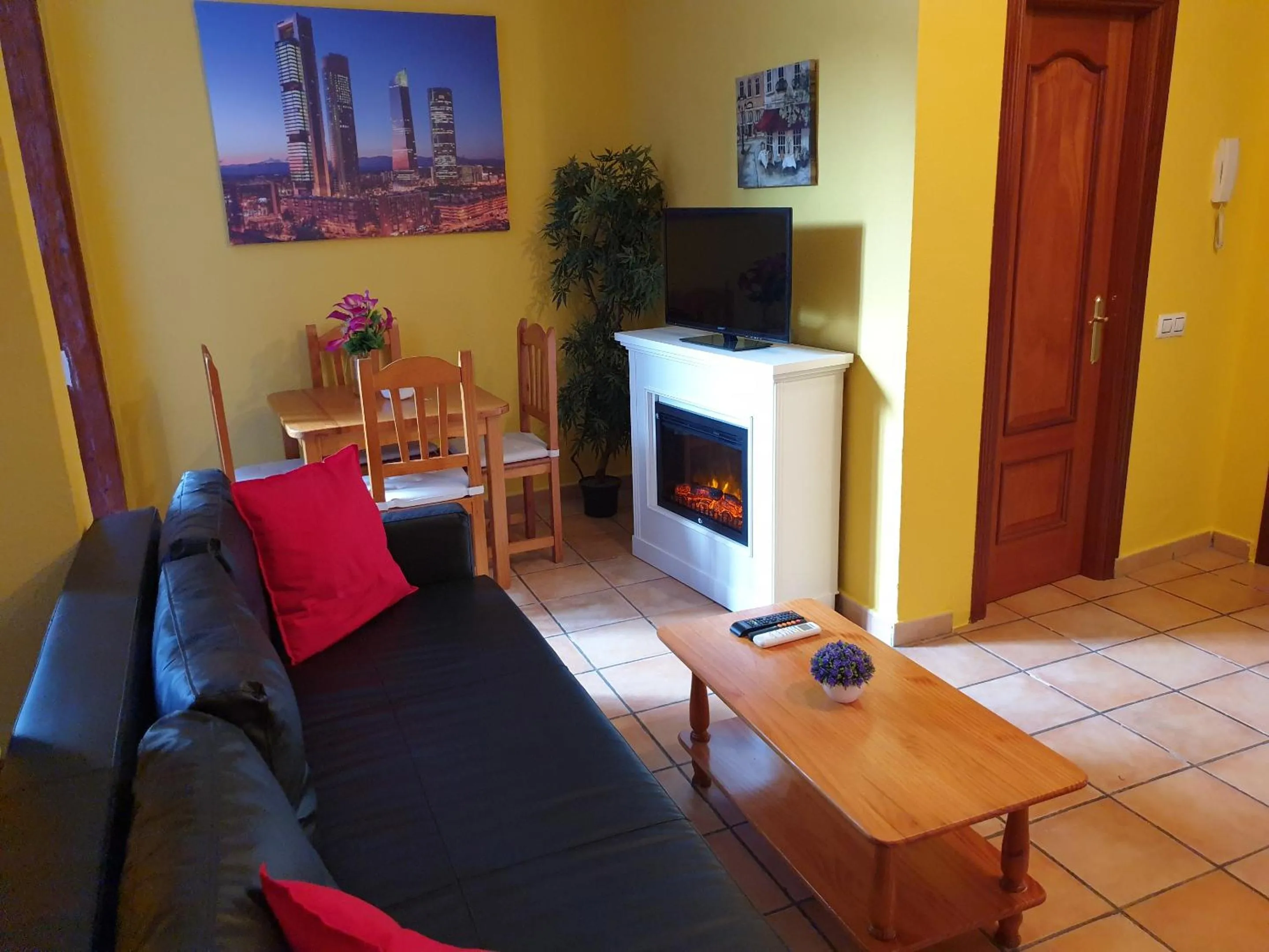 Apartamentos Dana Sol