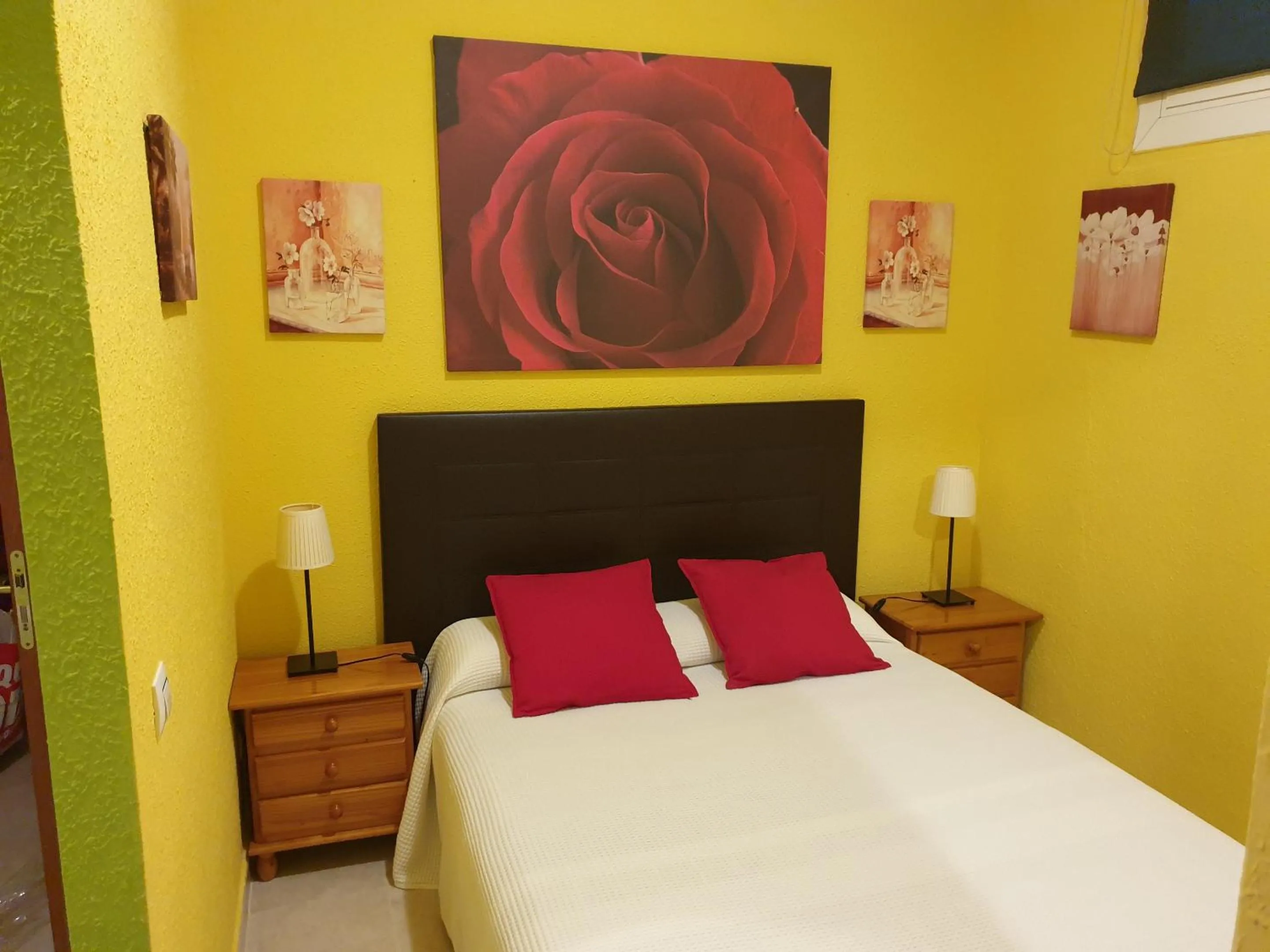 Bed in Apartamentos Dana Sol