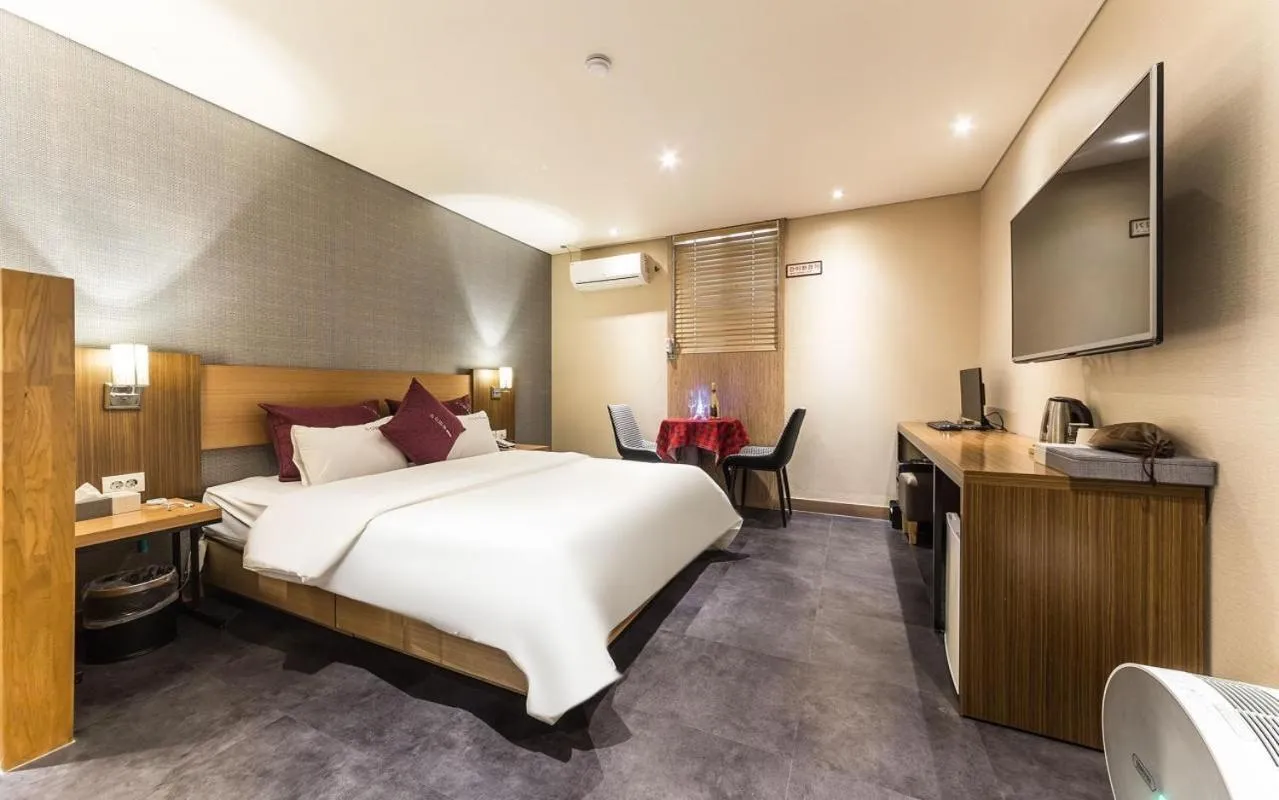 Bed in Incheon Soma Hotel