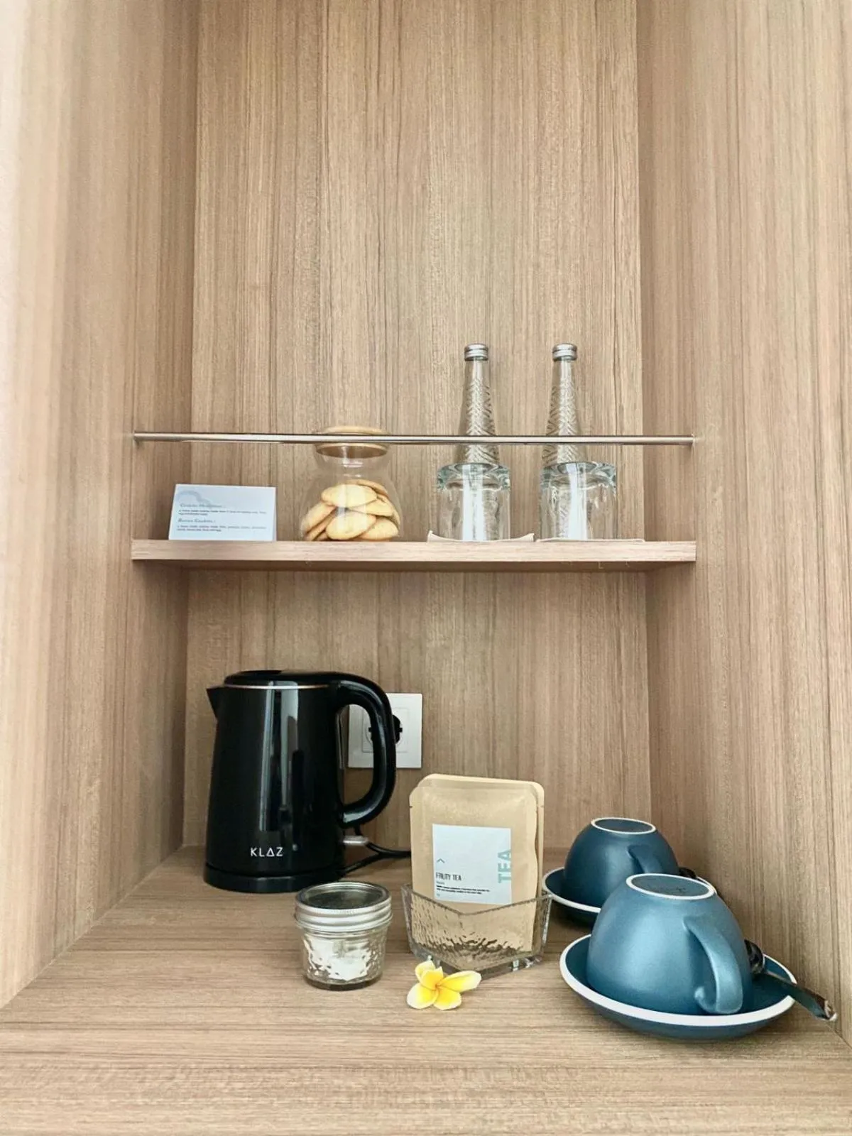 Coffee/tea facilities in Ayom Suite
