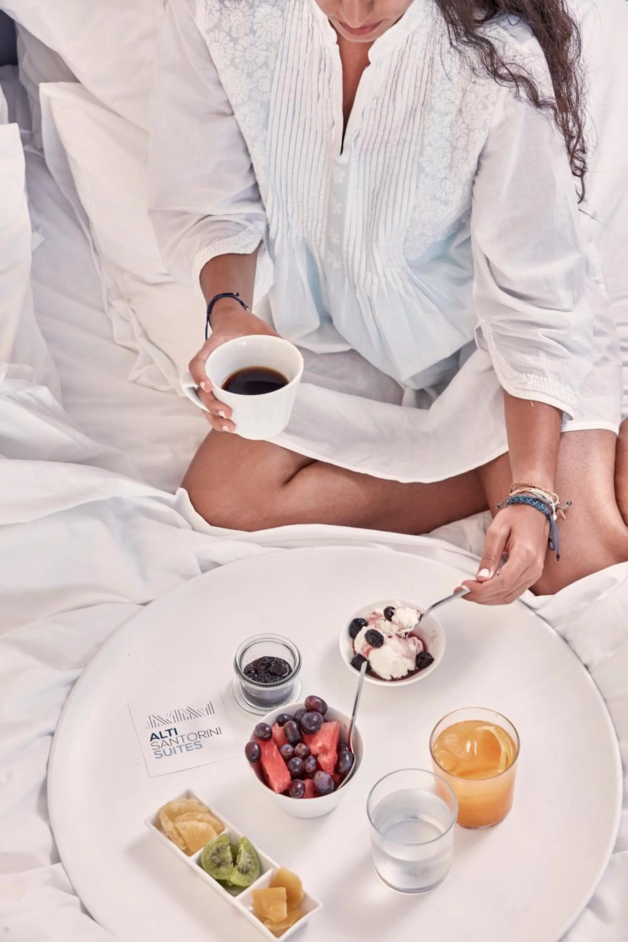 Bed in Alti Santorini Suites - Caldera View