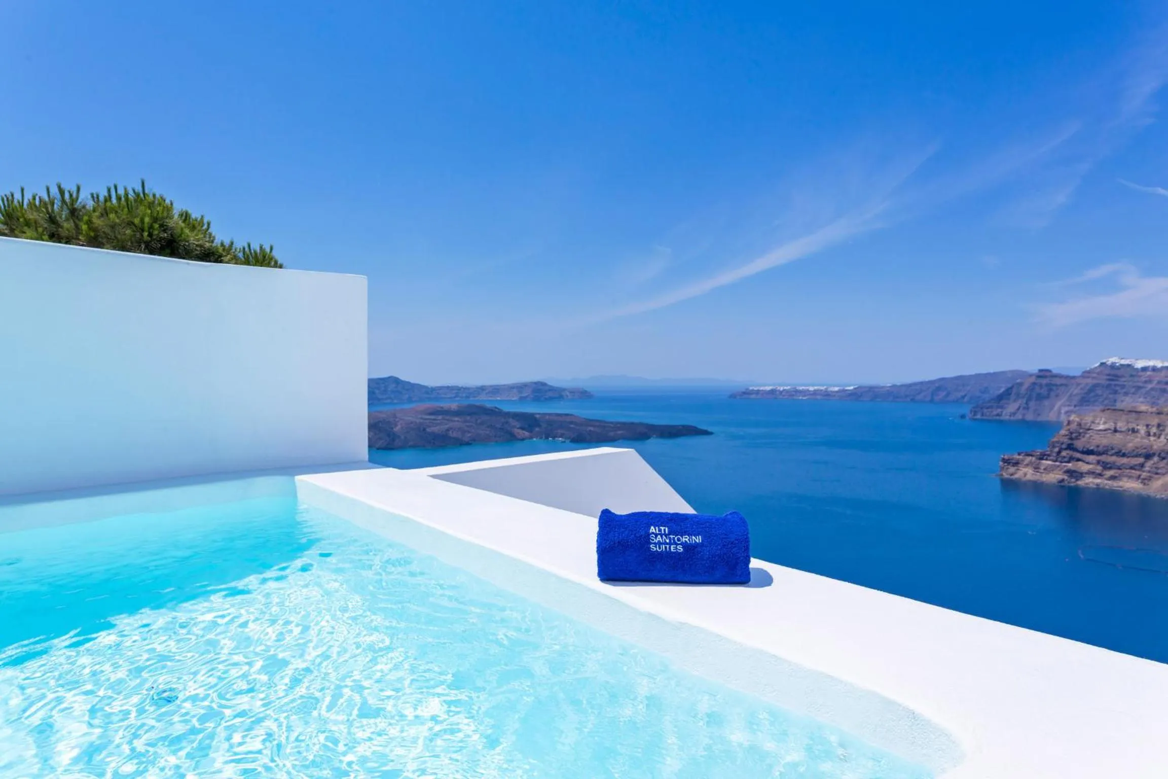 Summer in Alti Santorini Suites - Caldera View