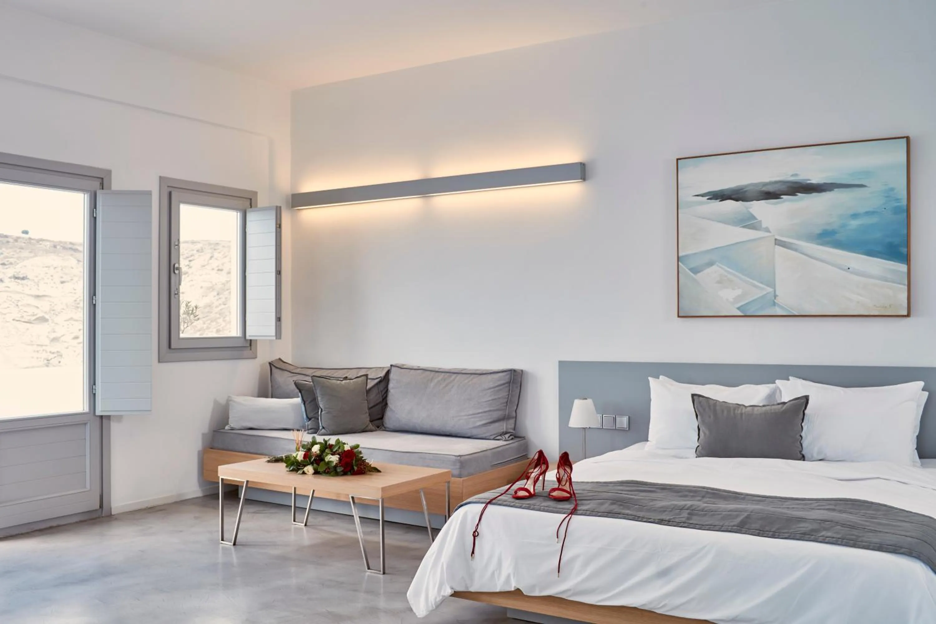 Bed in Alti Santorini Suites - Caldera View