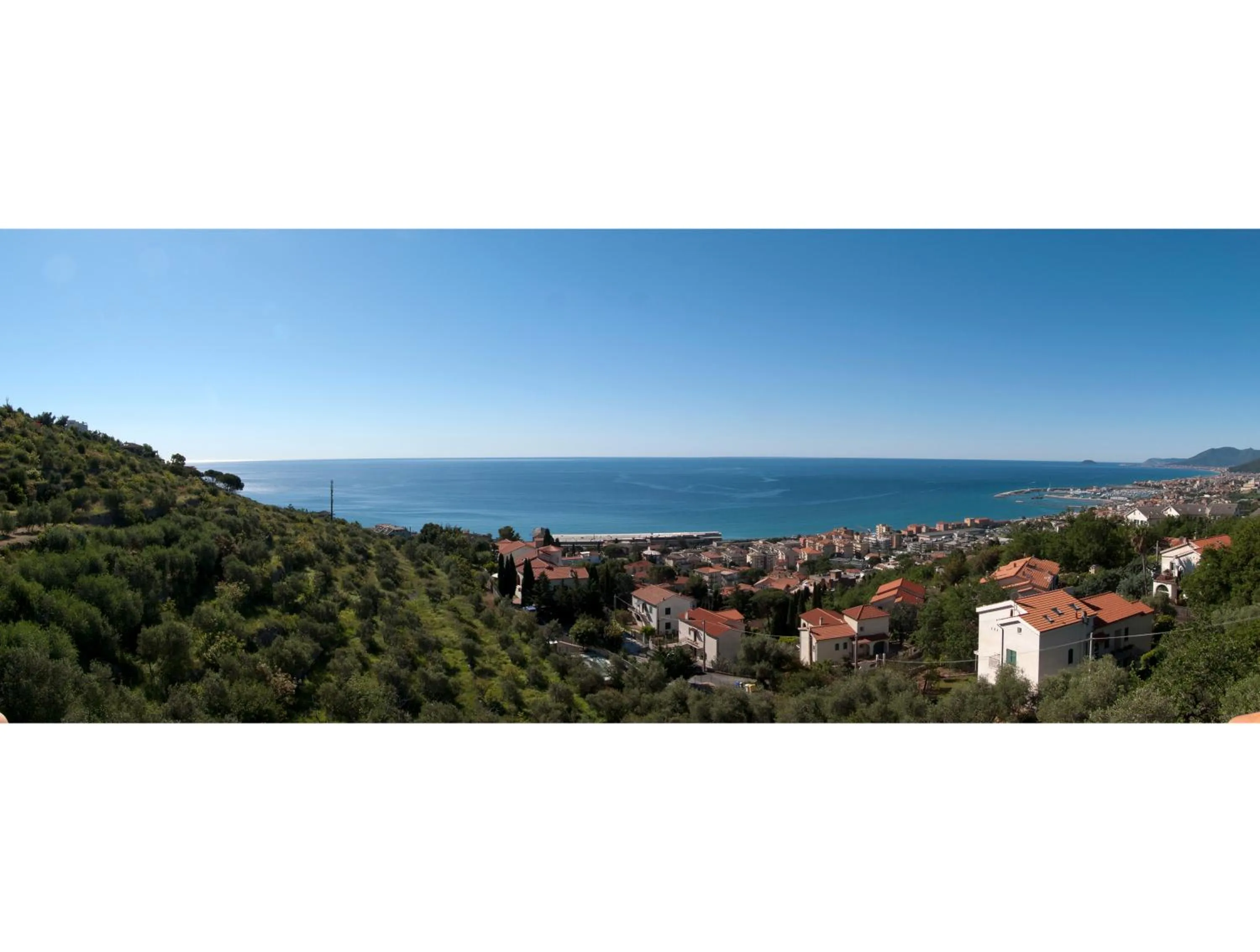 Facade/entrance in Tra Gli Ulivi