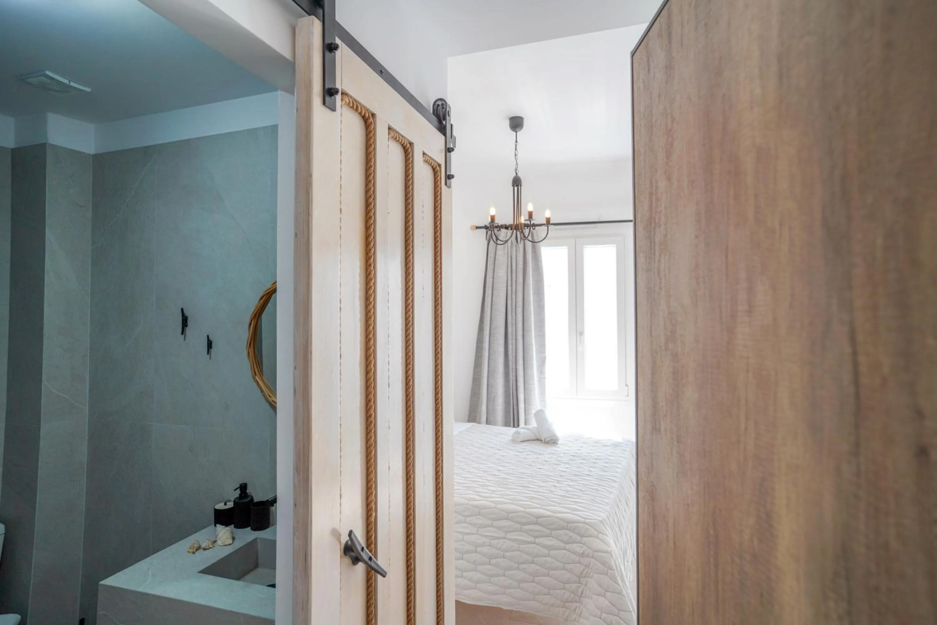 Bed in Seabed Suites Mykonos