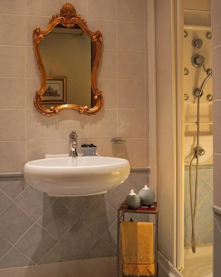 Shower in Vatican Holiday