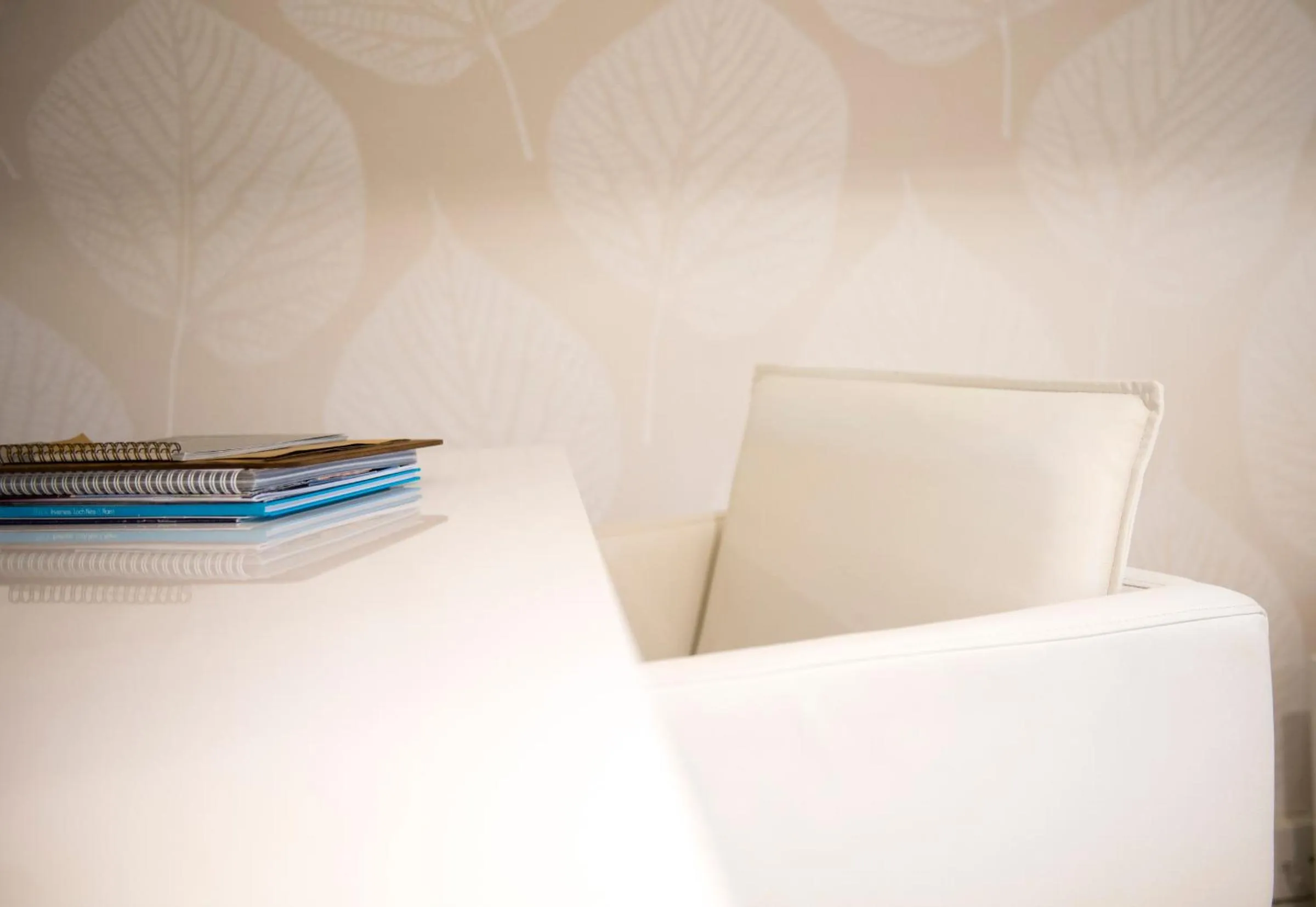 Bedroom in Heathmount Hotel