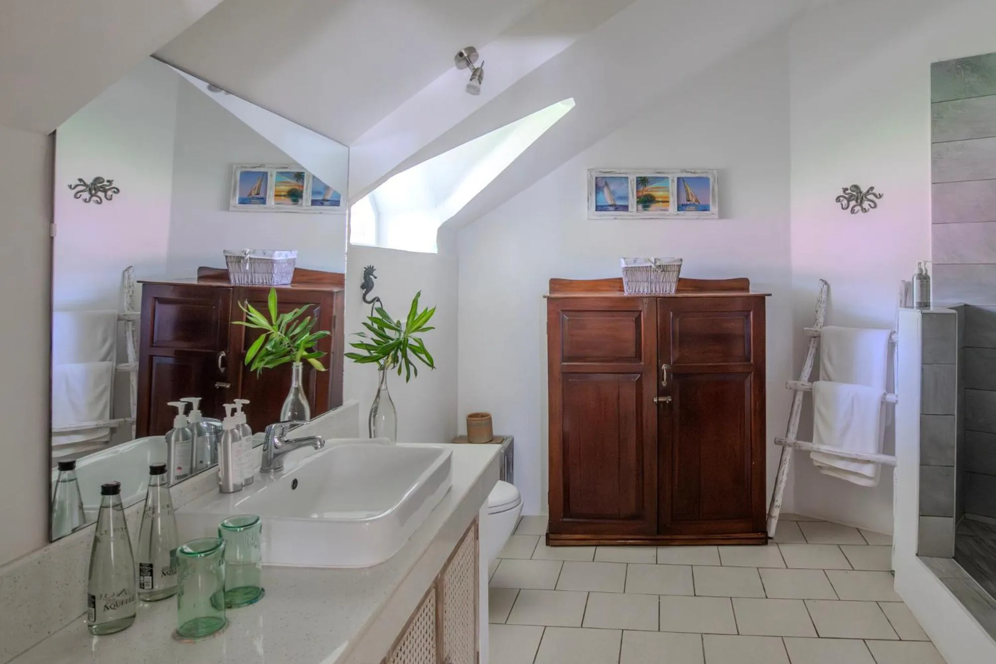 Bathroom in Nomad Beach Resort