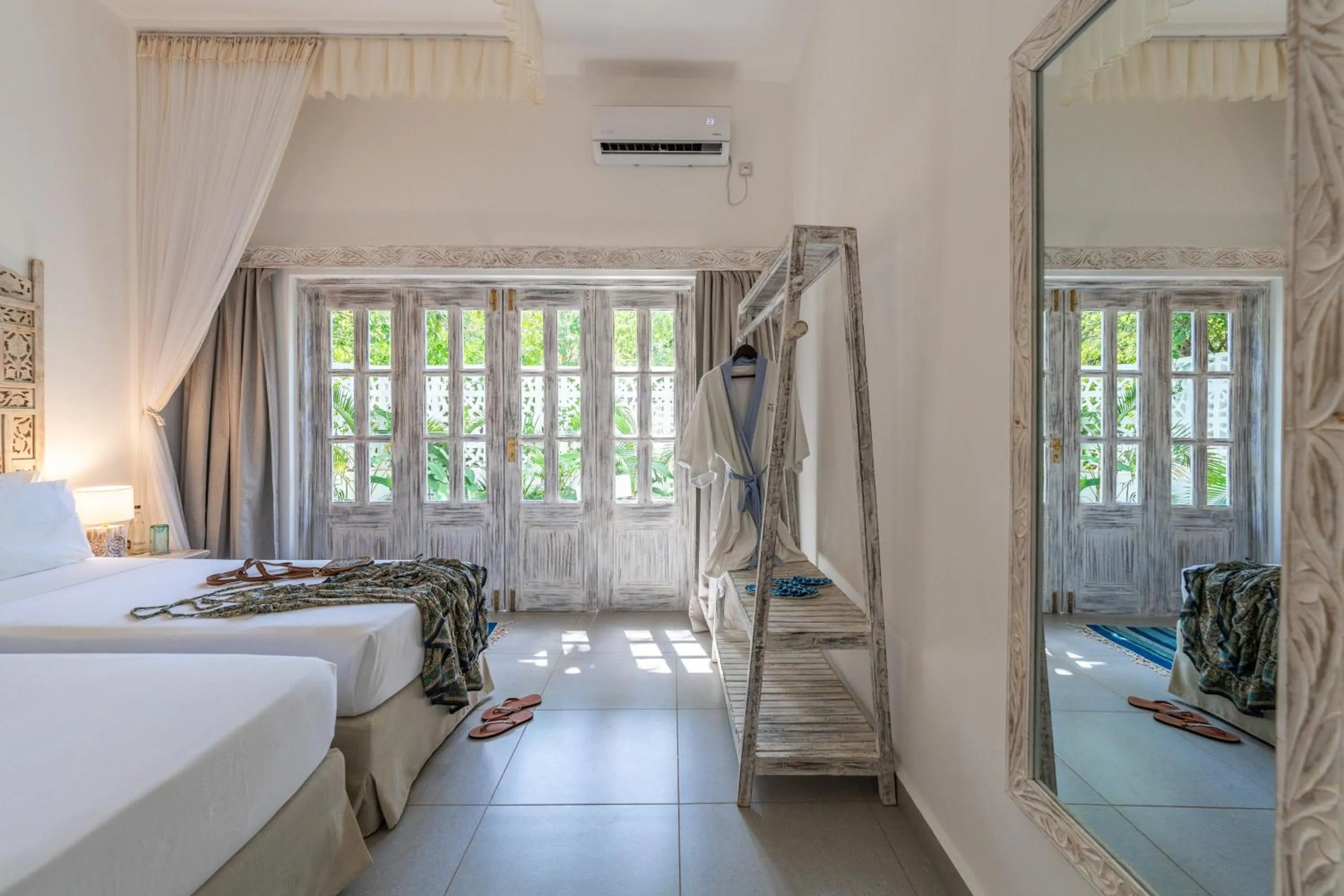 Bedroom, Bed in Nomad Beach Resort