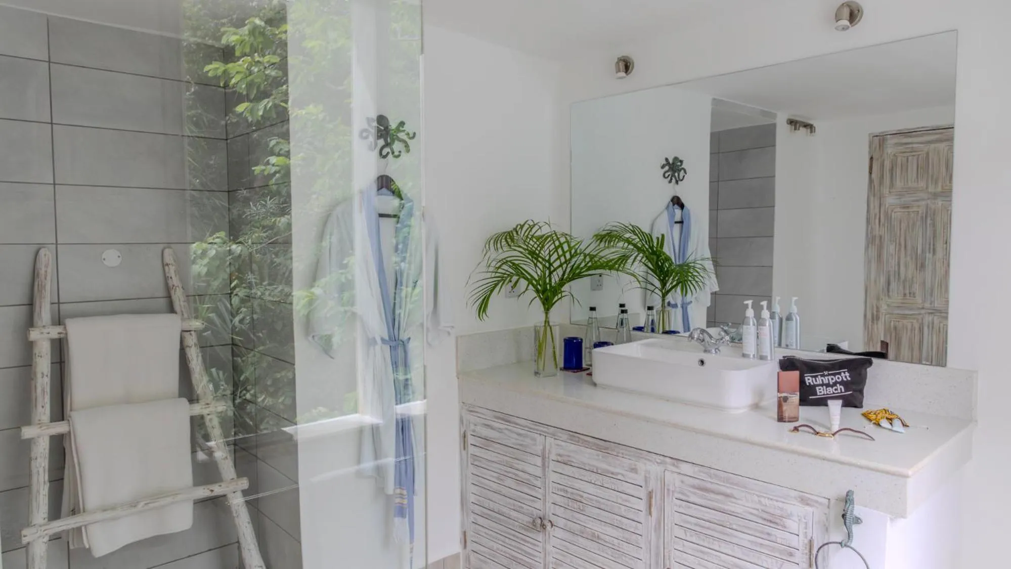 Bathroom in Nomad Beach Resort