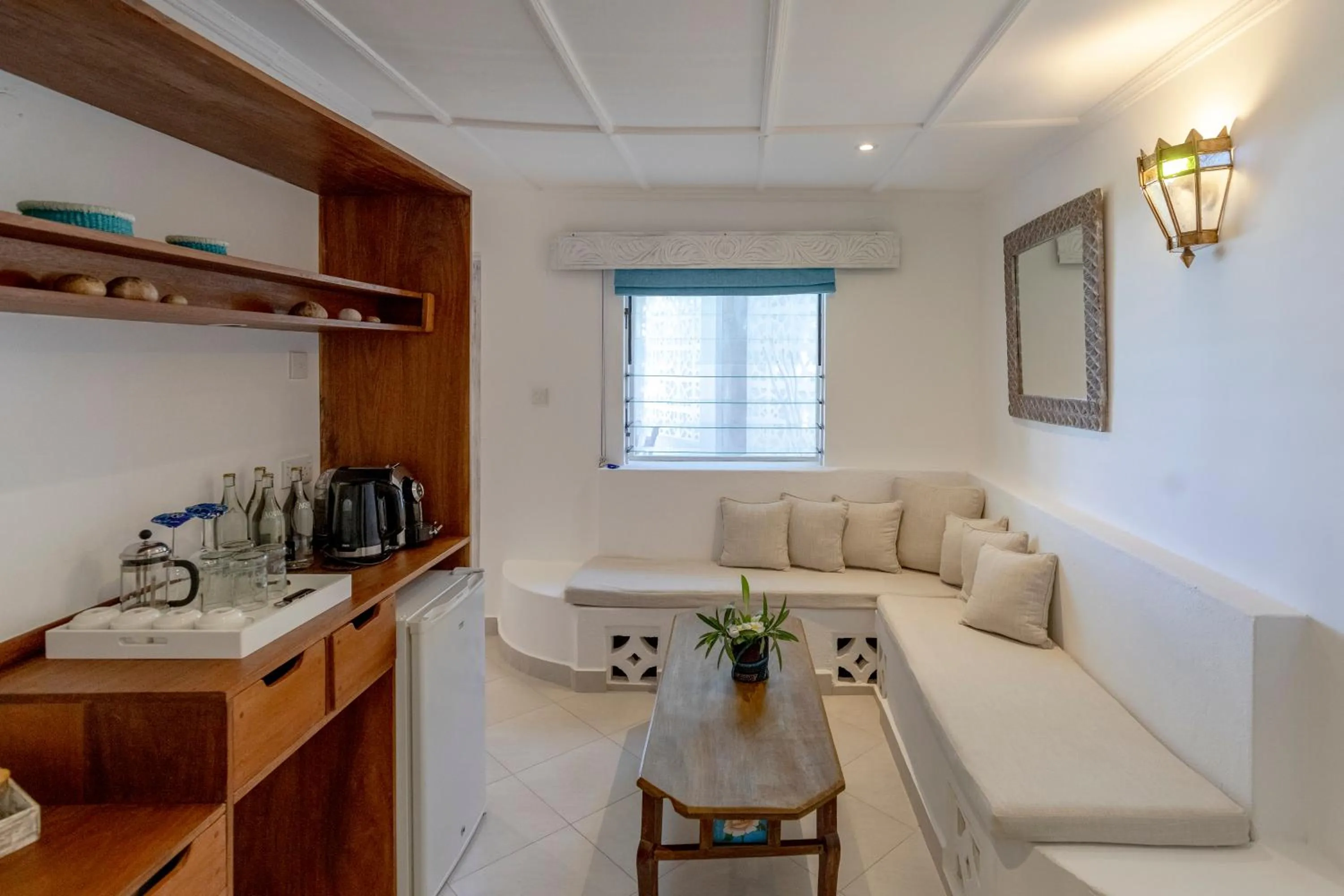 Coffee/tea facilities in Nomad Beach Resort