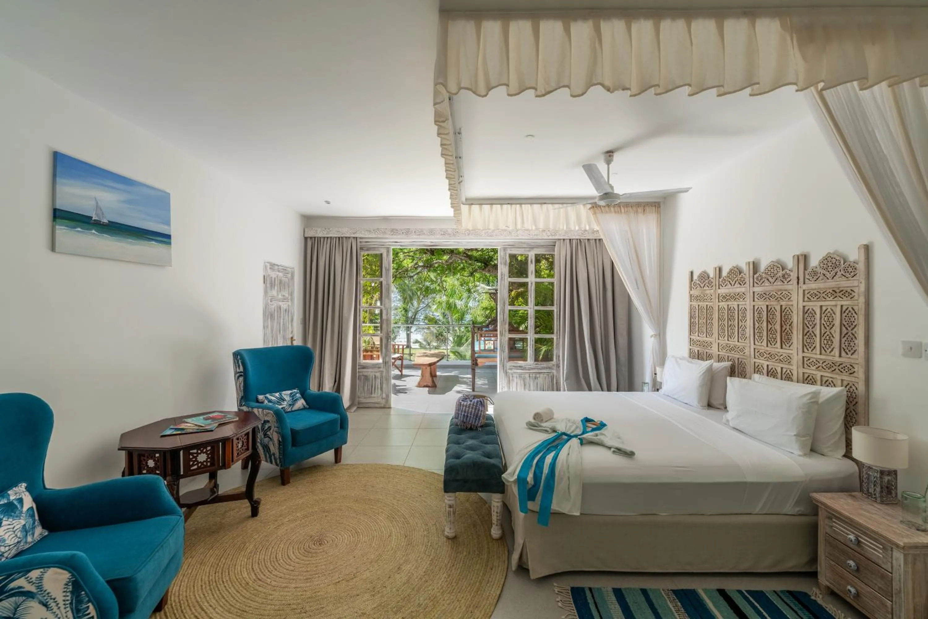 Bedroom, Bed in Nomad Beach Resort