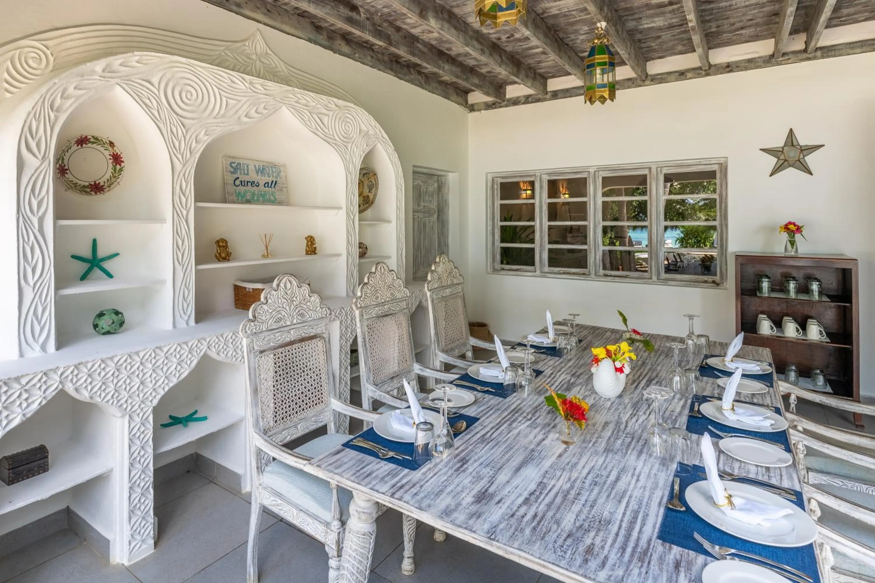 Dining area in Nomad Beach Resort