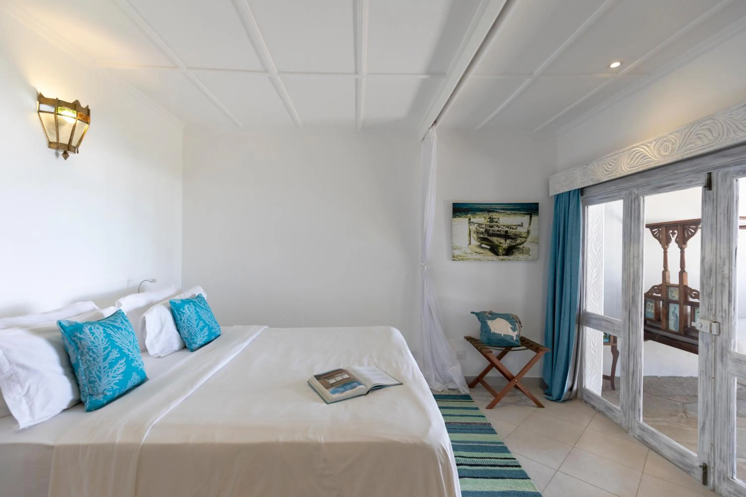 Bed in Nomad Beach Resort