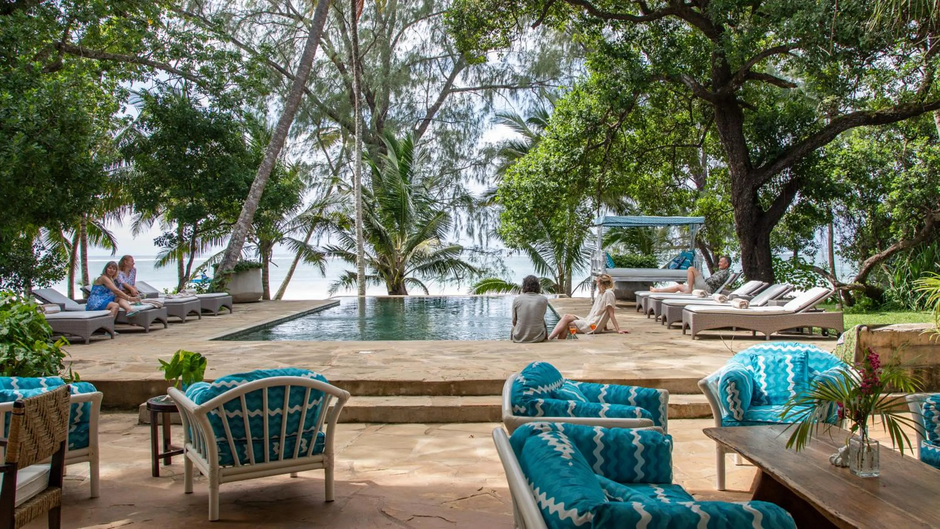 Swimming pool in Nomad Beach Resort