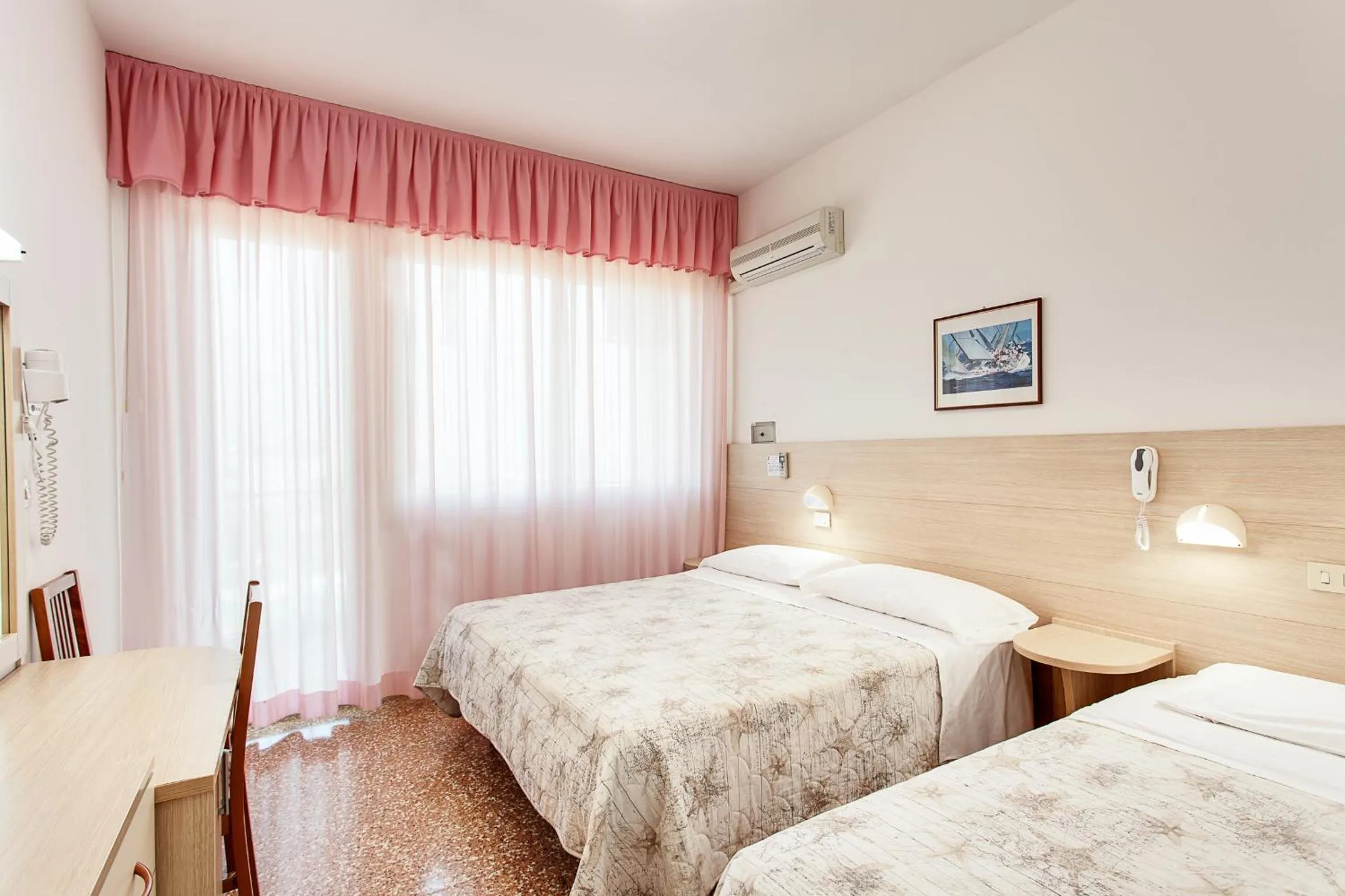 Photo of the whole room in Hotel Silver