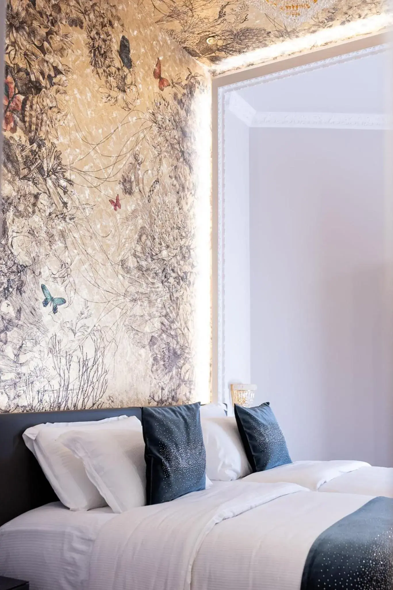 Superior Double or Twin Room with Terrace in Queen Cattleya Suite Superior Double or Twin Room with Terrace in Queen Cattleya Suite