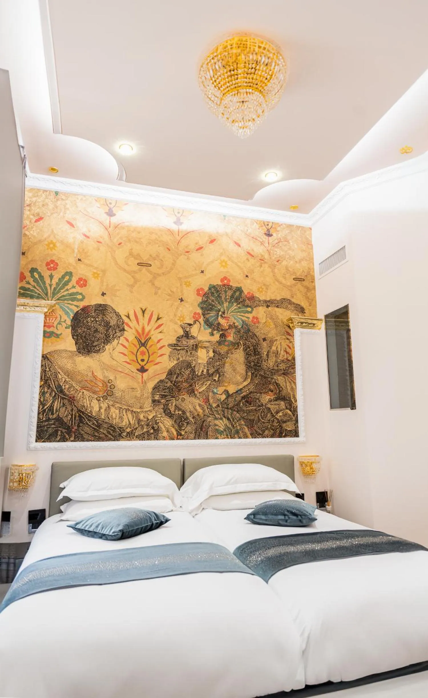 Bed in Queen Cattleya Suite