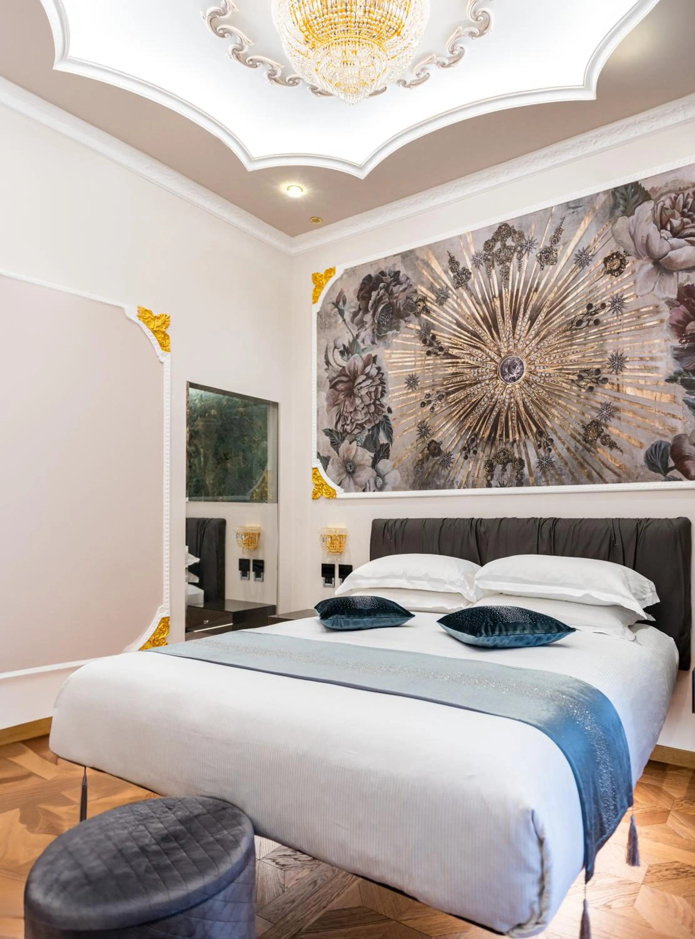 Bed in Queen Cattleya Suite