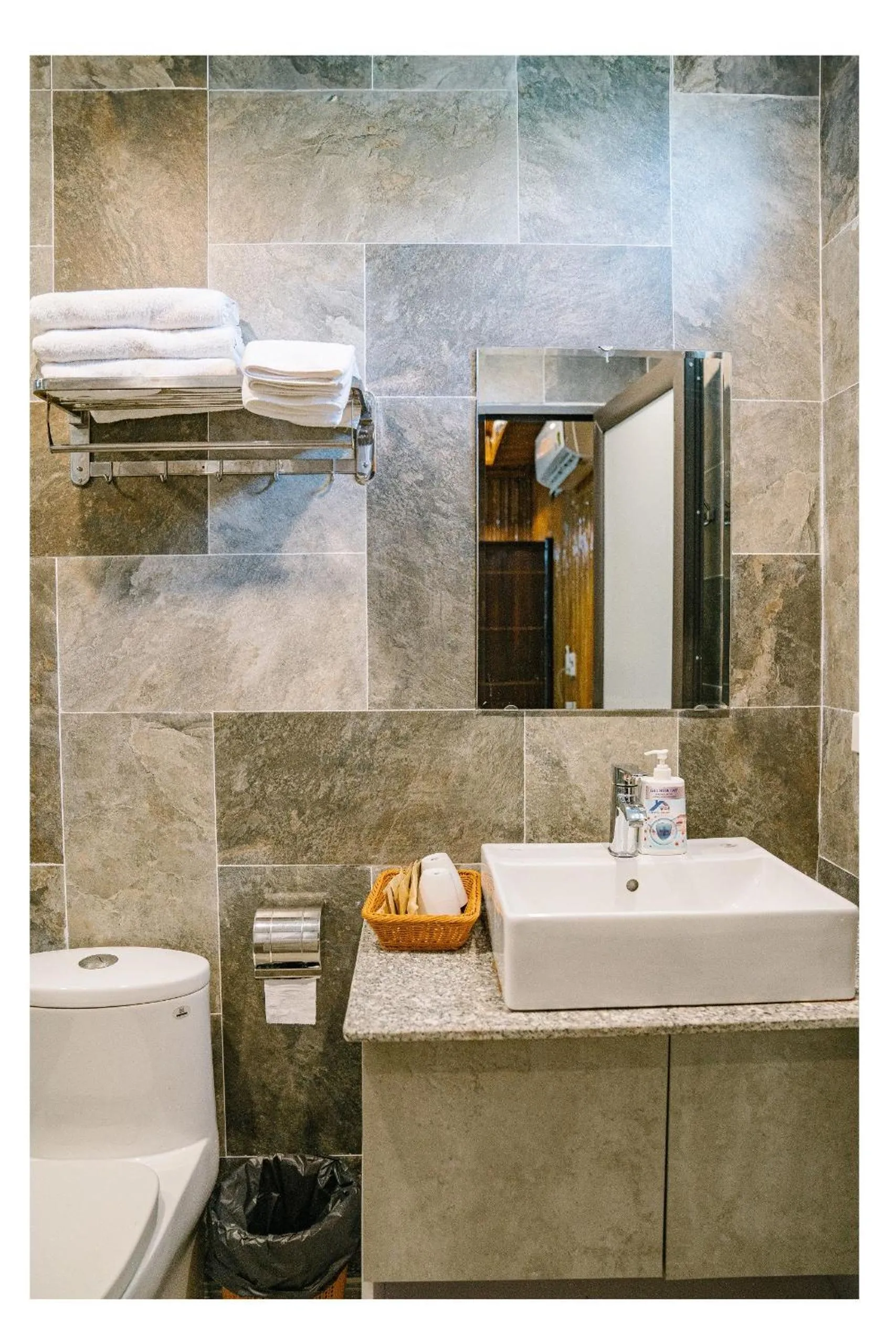 Shower in Tam Coc Windy Fields