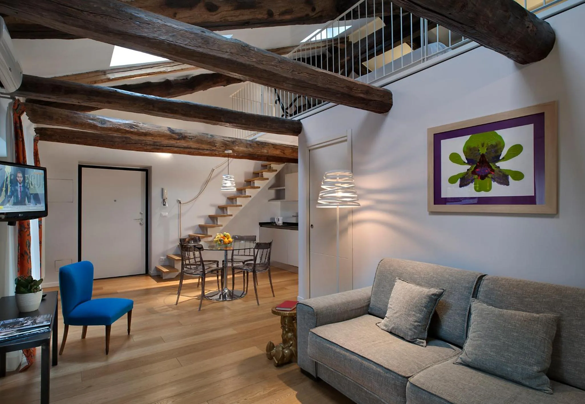 Living room in Piazza Vittorio Suites
