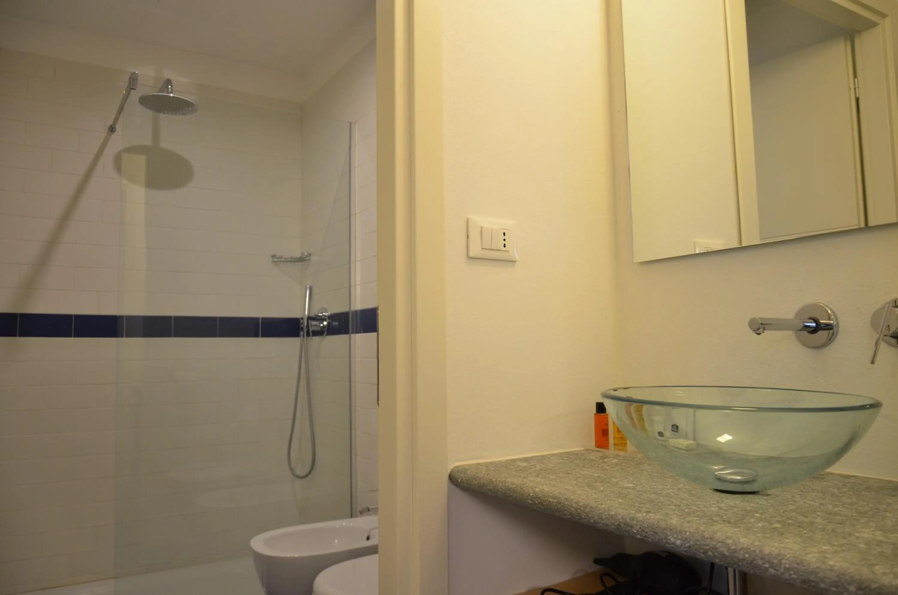 Bathroom in Piazza Vittorio Suites