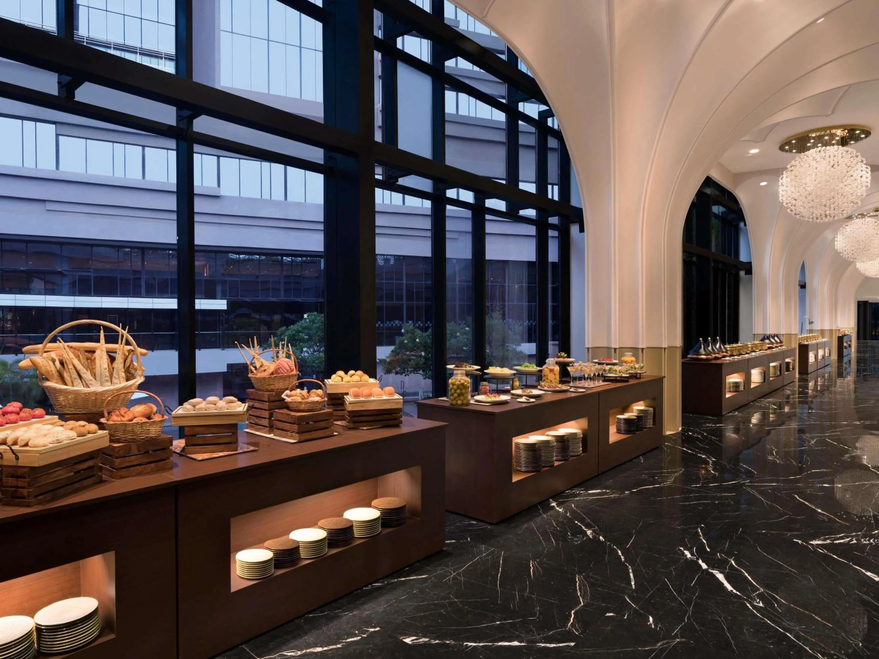 Meeting/conference room in Novotel Kolkata Hotel and Residences