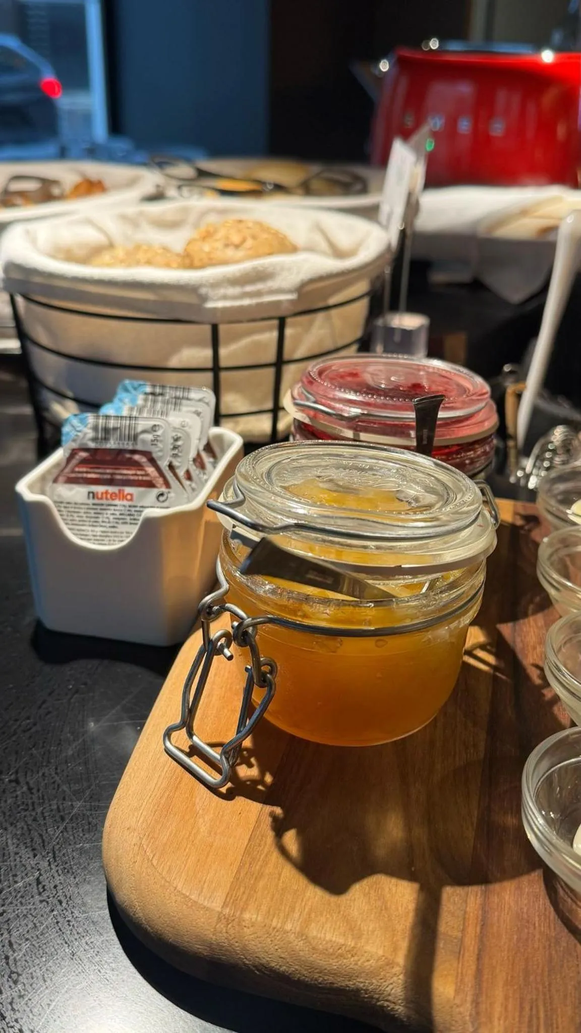 Restaurant/places to eat in Golden Lisbon Hotel