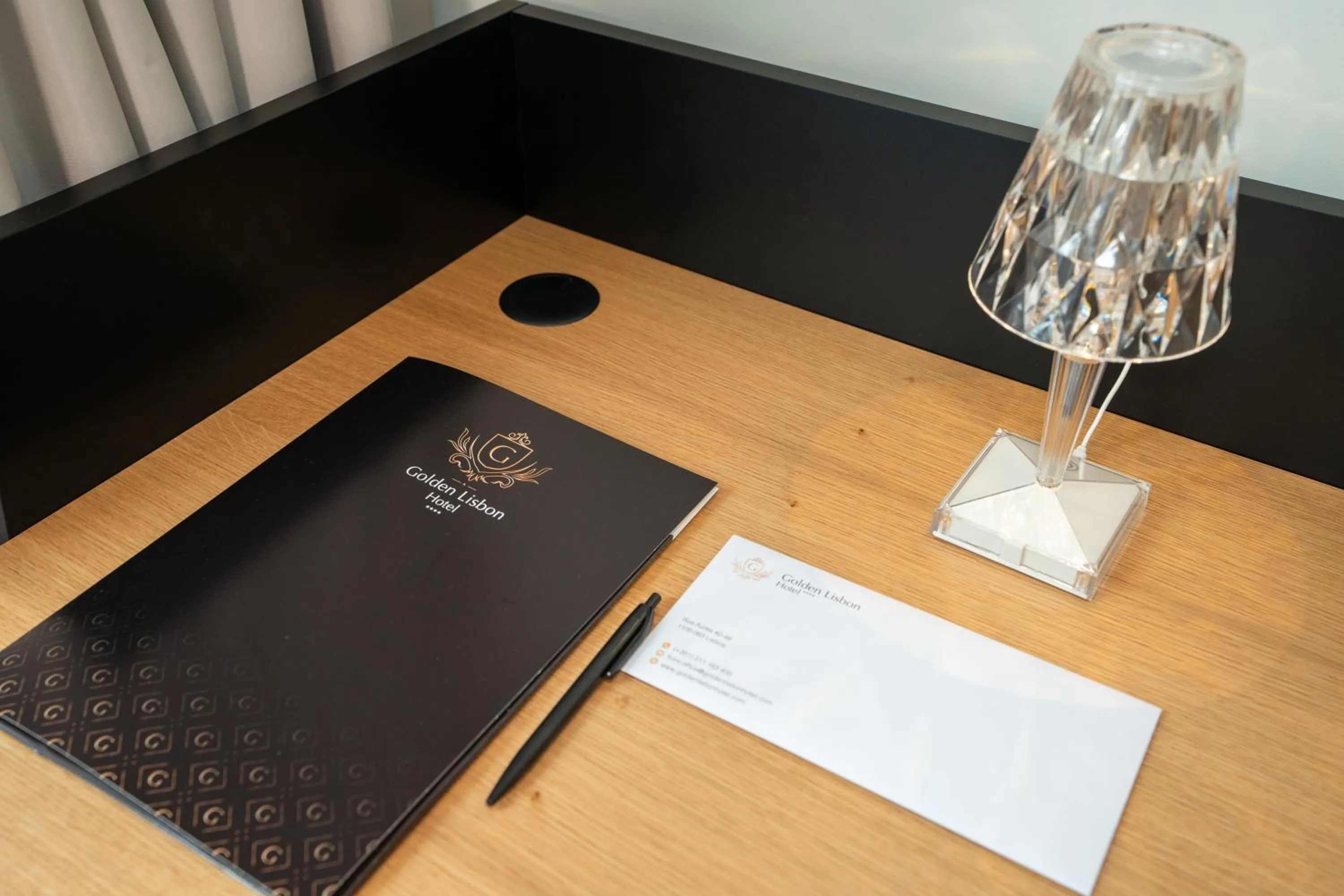 Area and facilities in Golden Lisbon Hotel