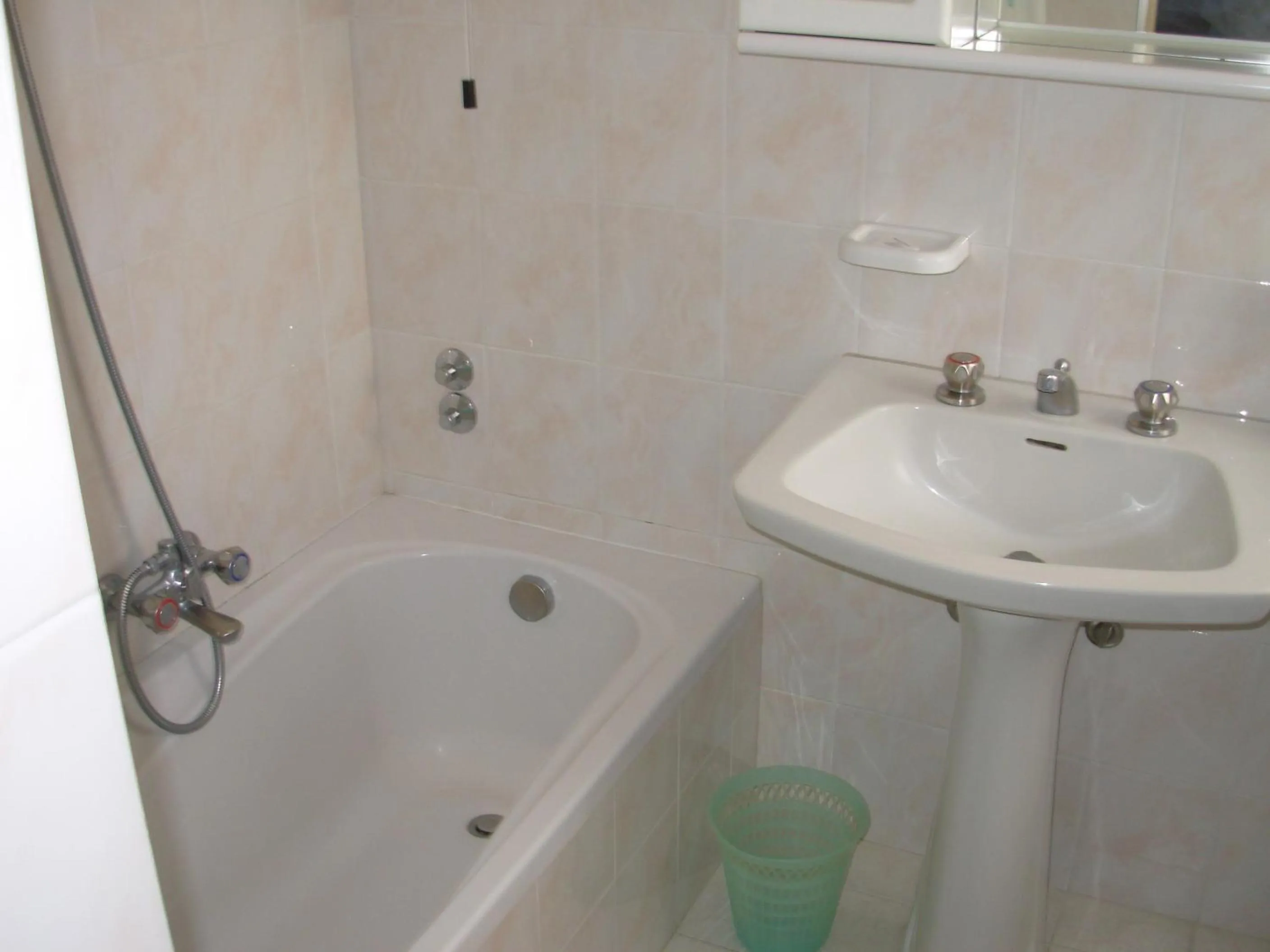 Bathroom in Hotel Saturno