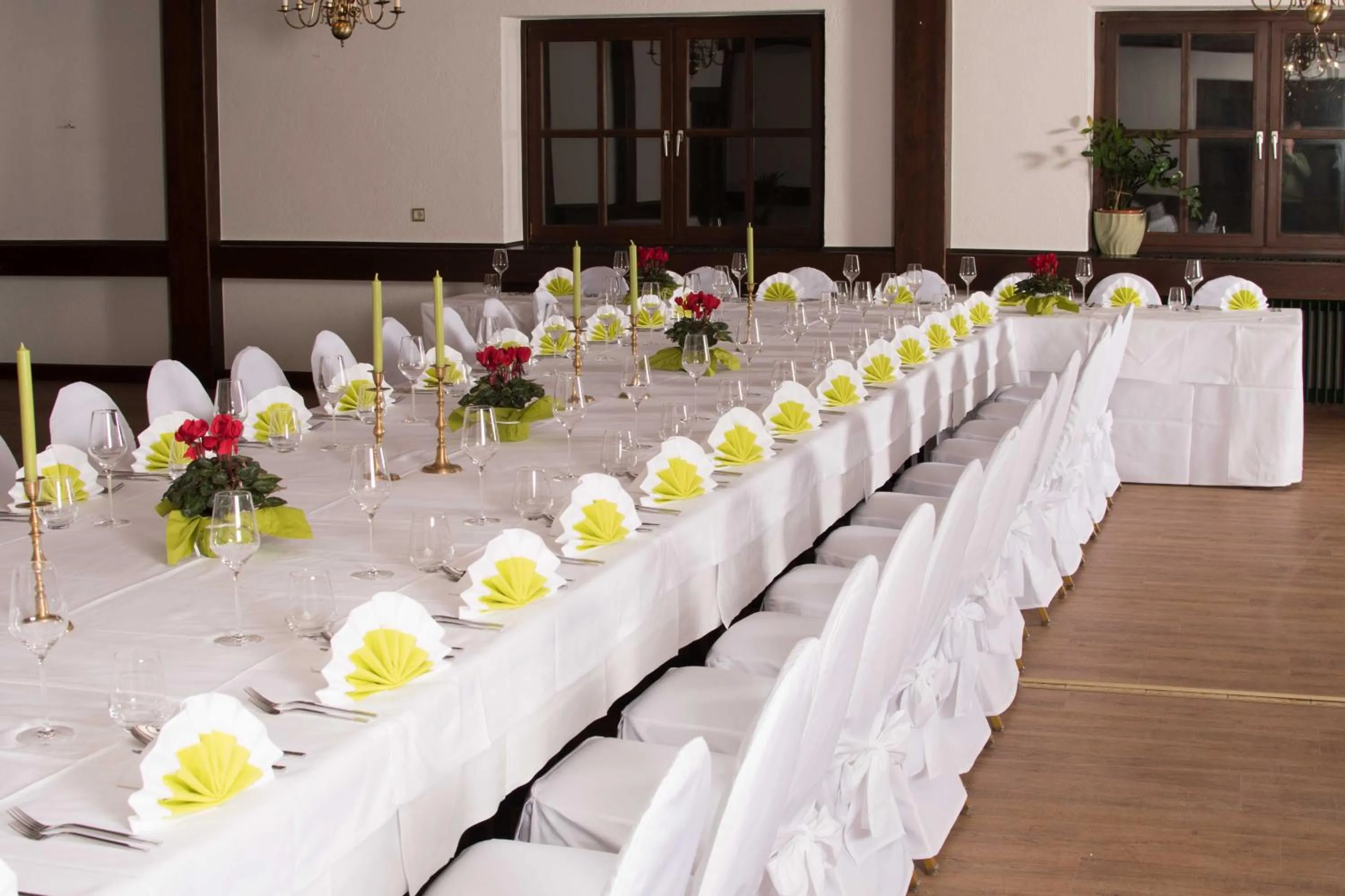 Restaurant/places to eat in Das Herbst