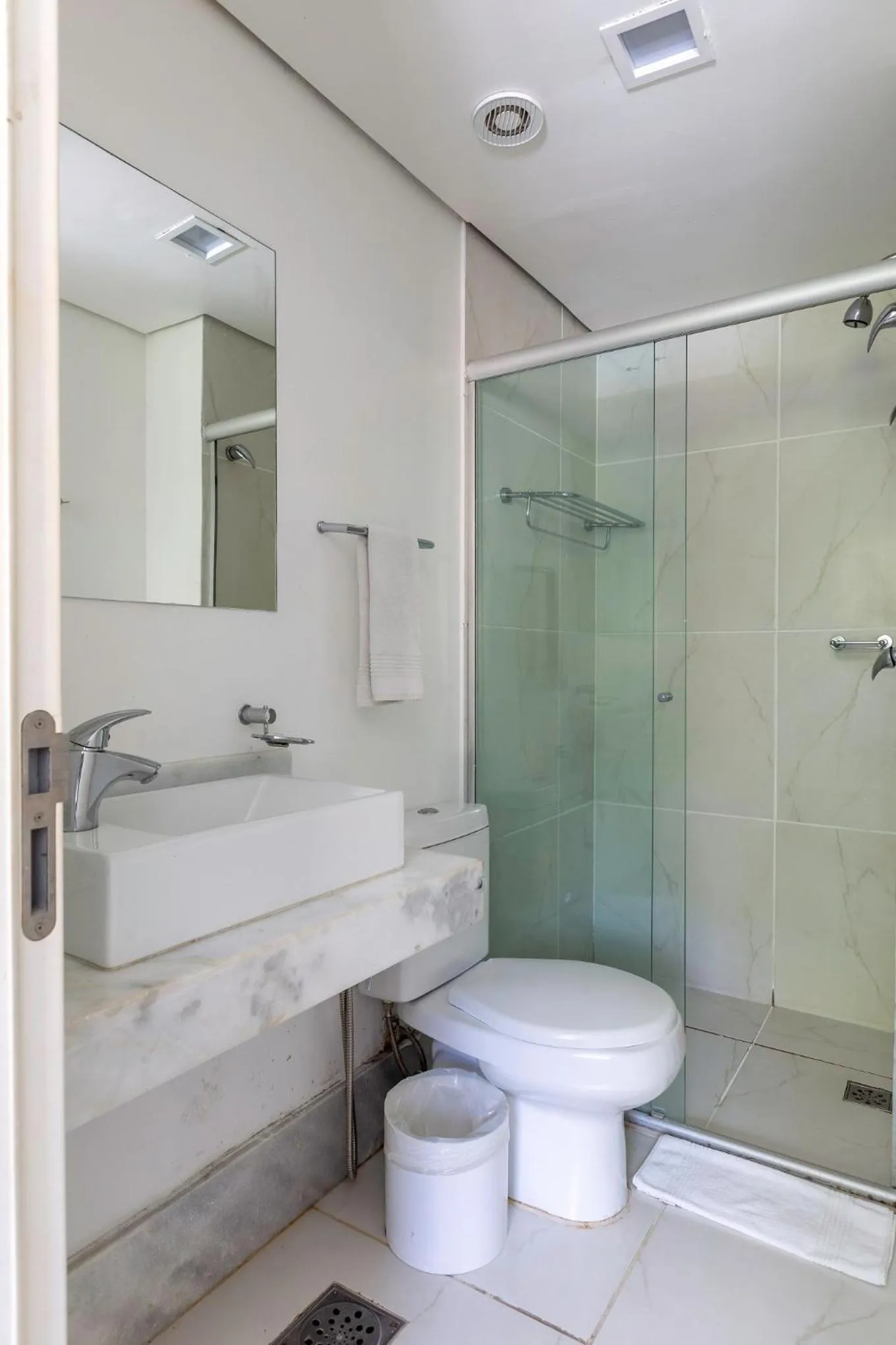 Bathroom in CHA Pampulha Design Hotel