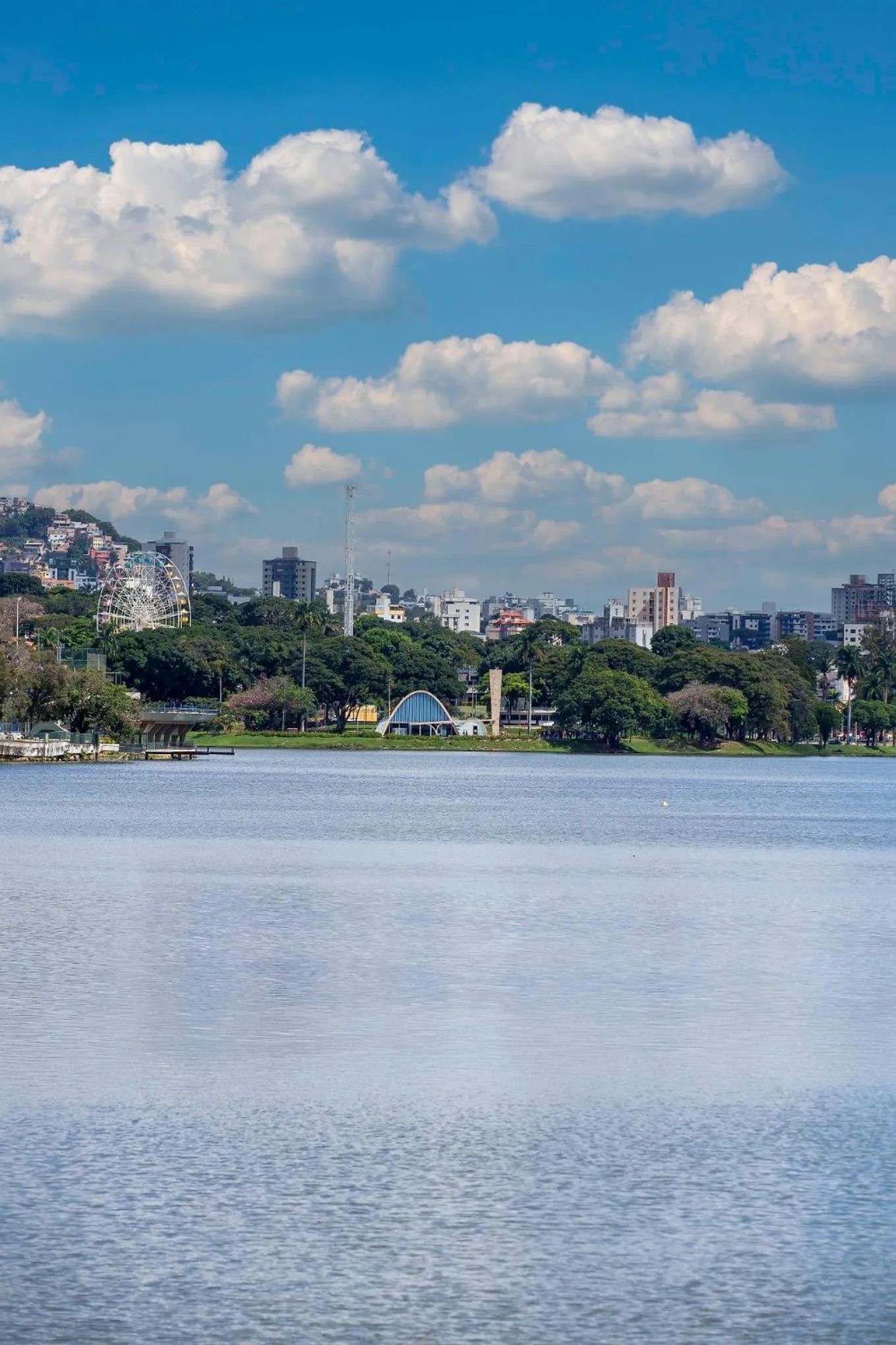 Lake view in CHA Pampulha Design Hotel