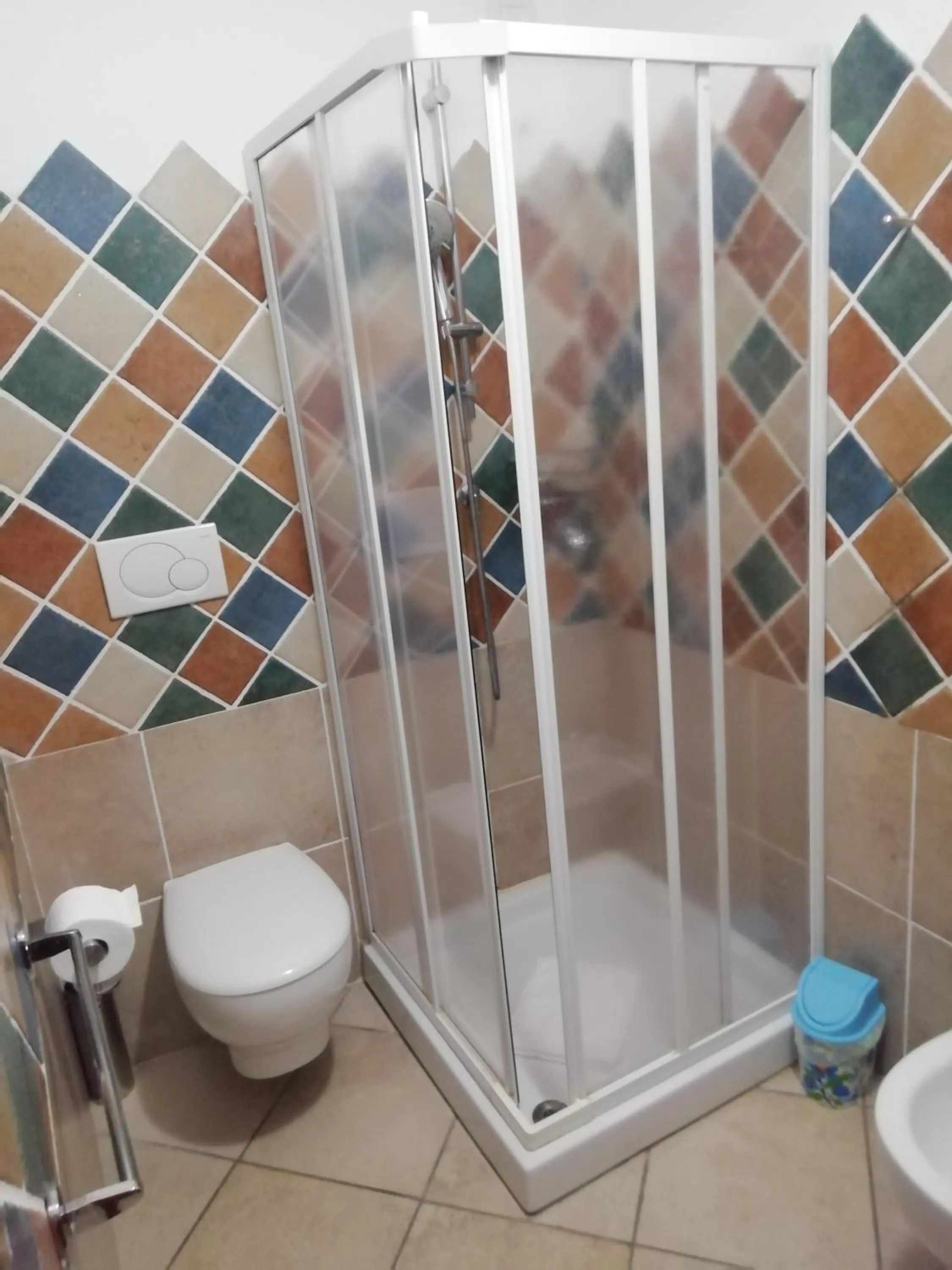 Shower in B&B Acquamarina Villasimius