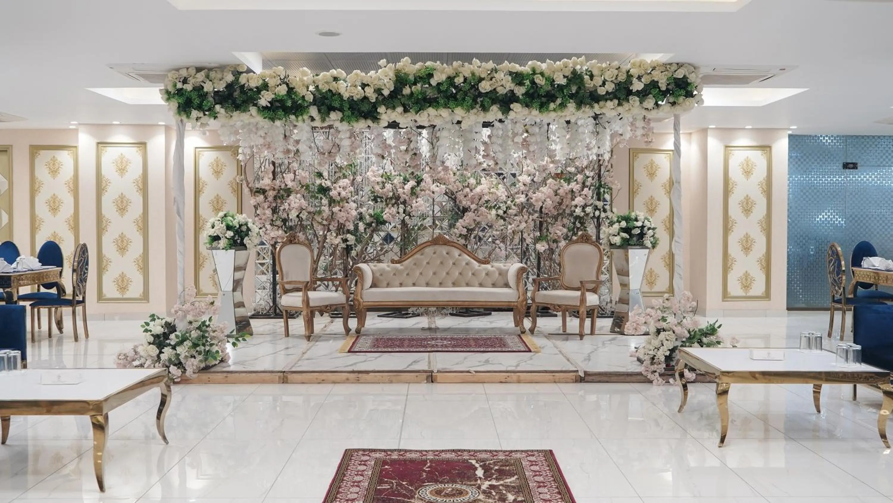 wedding in Faletti's Express- Shimla Hill