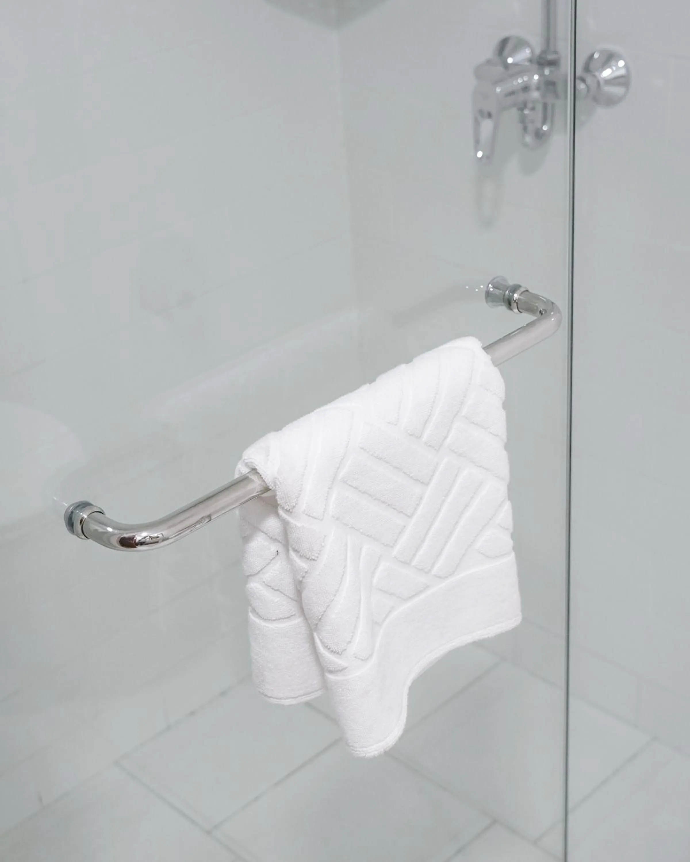 Shower in Faletti's Express- Shimla Hill