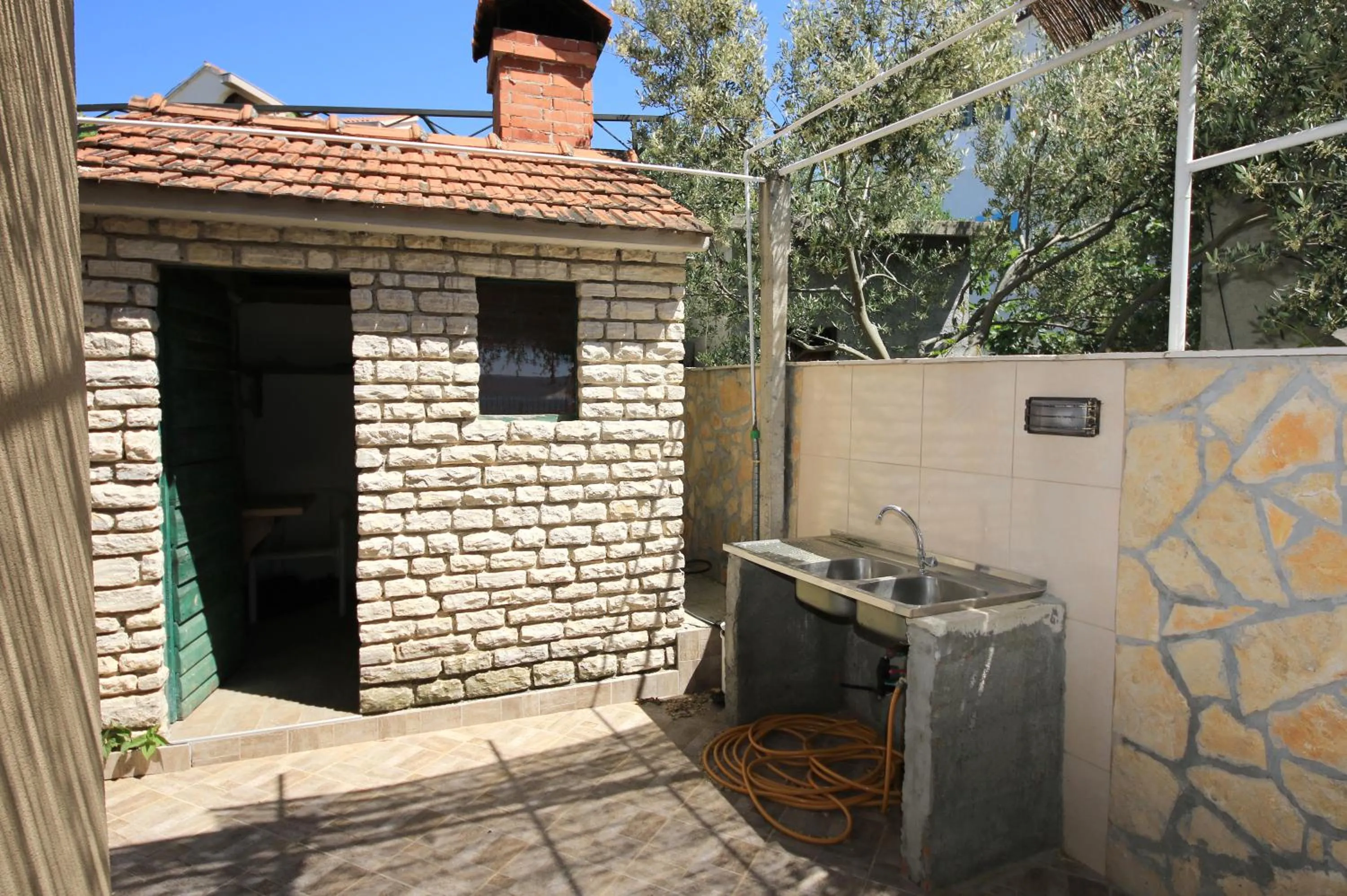 Facade/entrance in Apartments Šuperba