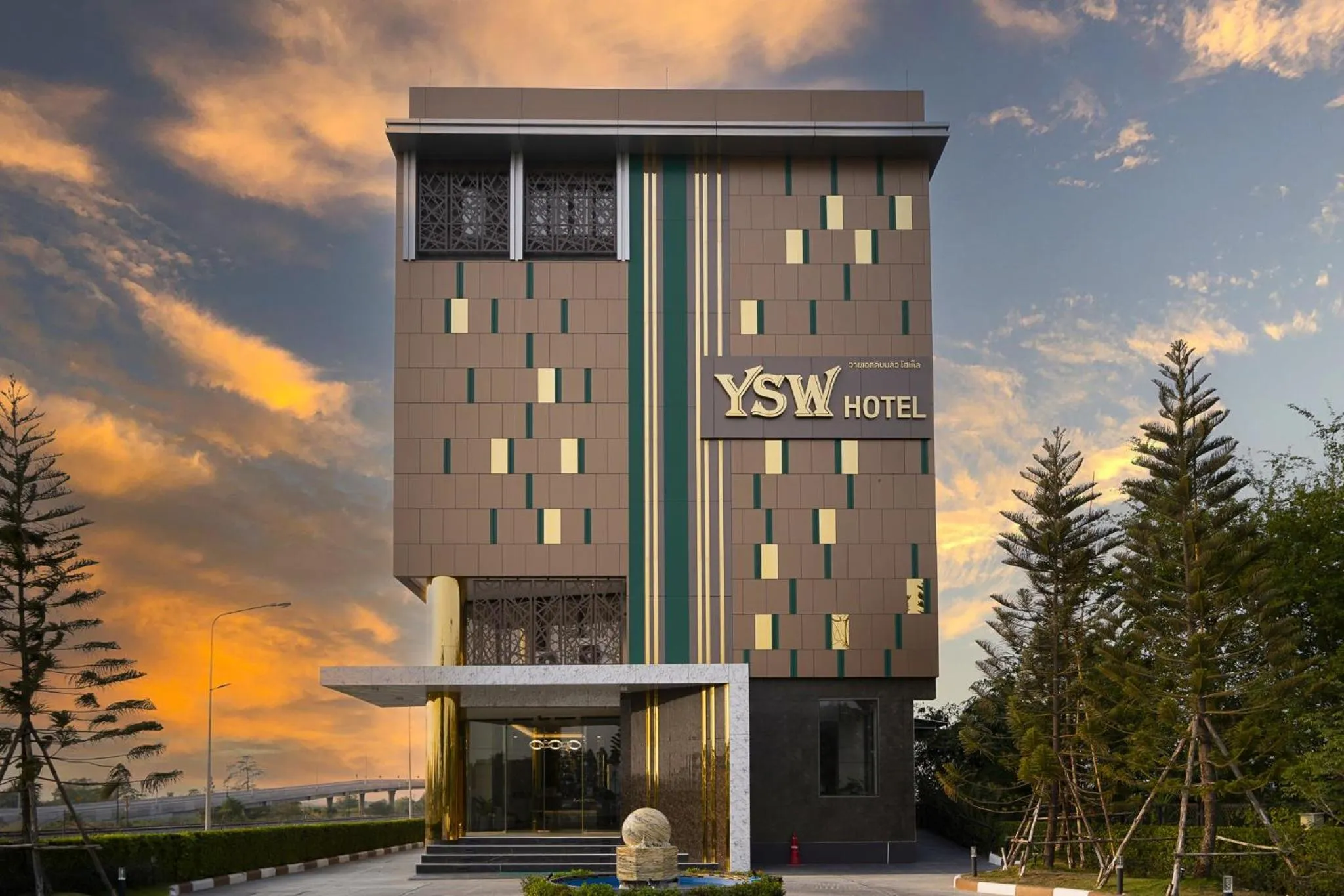 YSW Hotel Lopburi