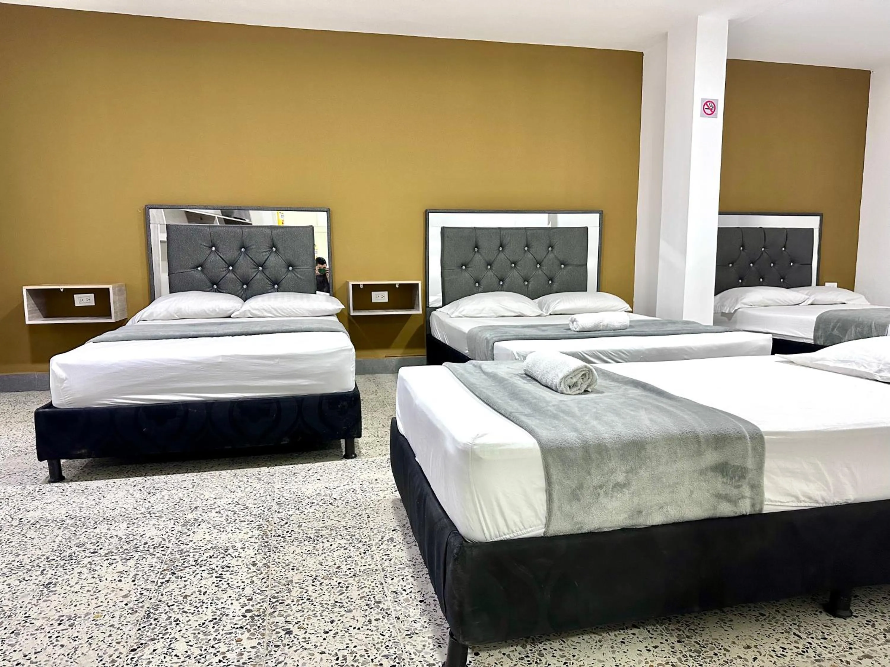 Patio in Hotel Guayacanes 70