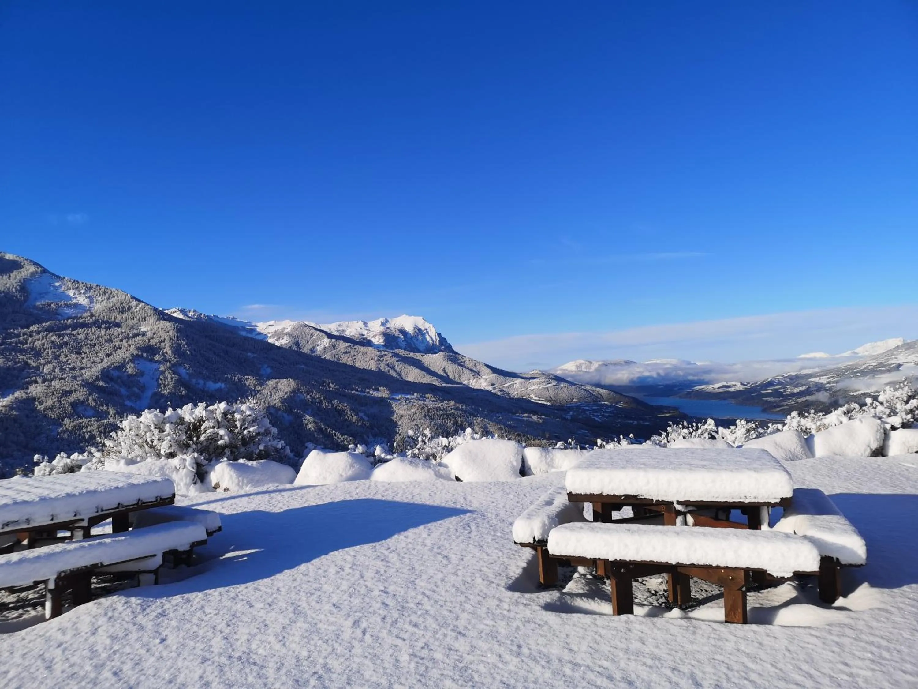 Winter in L'Ecrin du Lac
