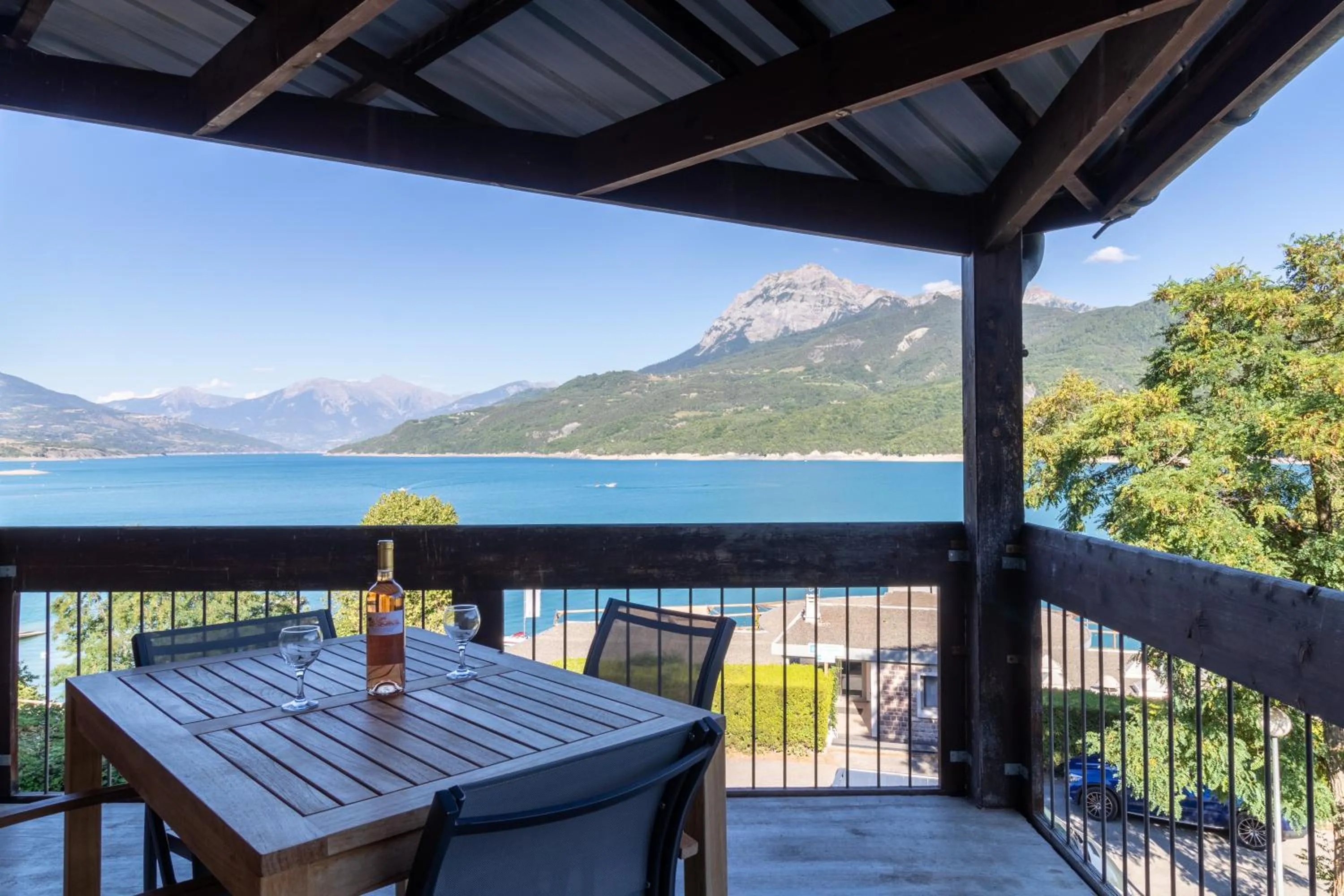 Patio in L'Ecrin du Lac