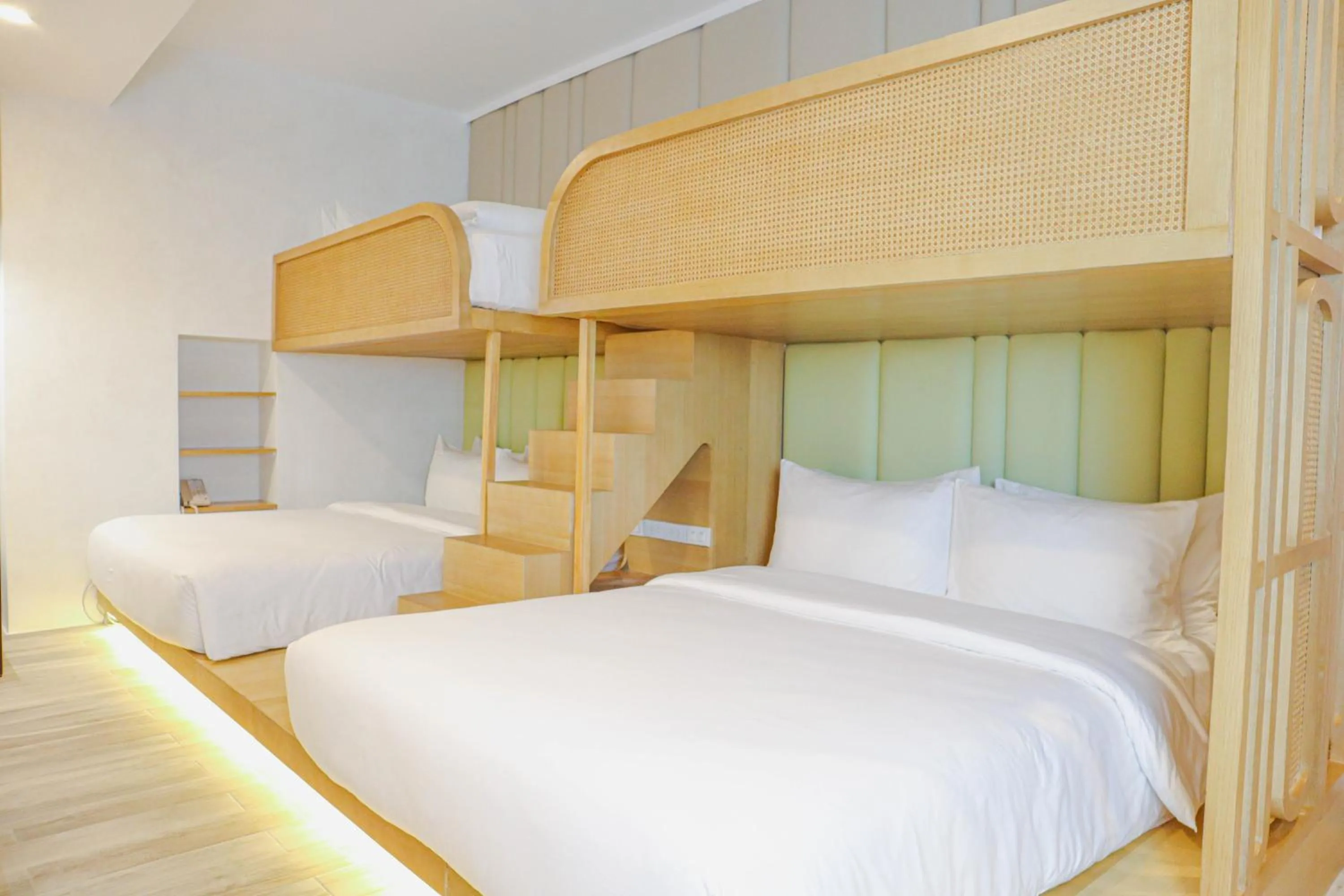 Bedroom, Bed in Mandarin Nest Boracay