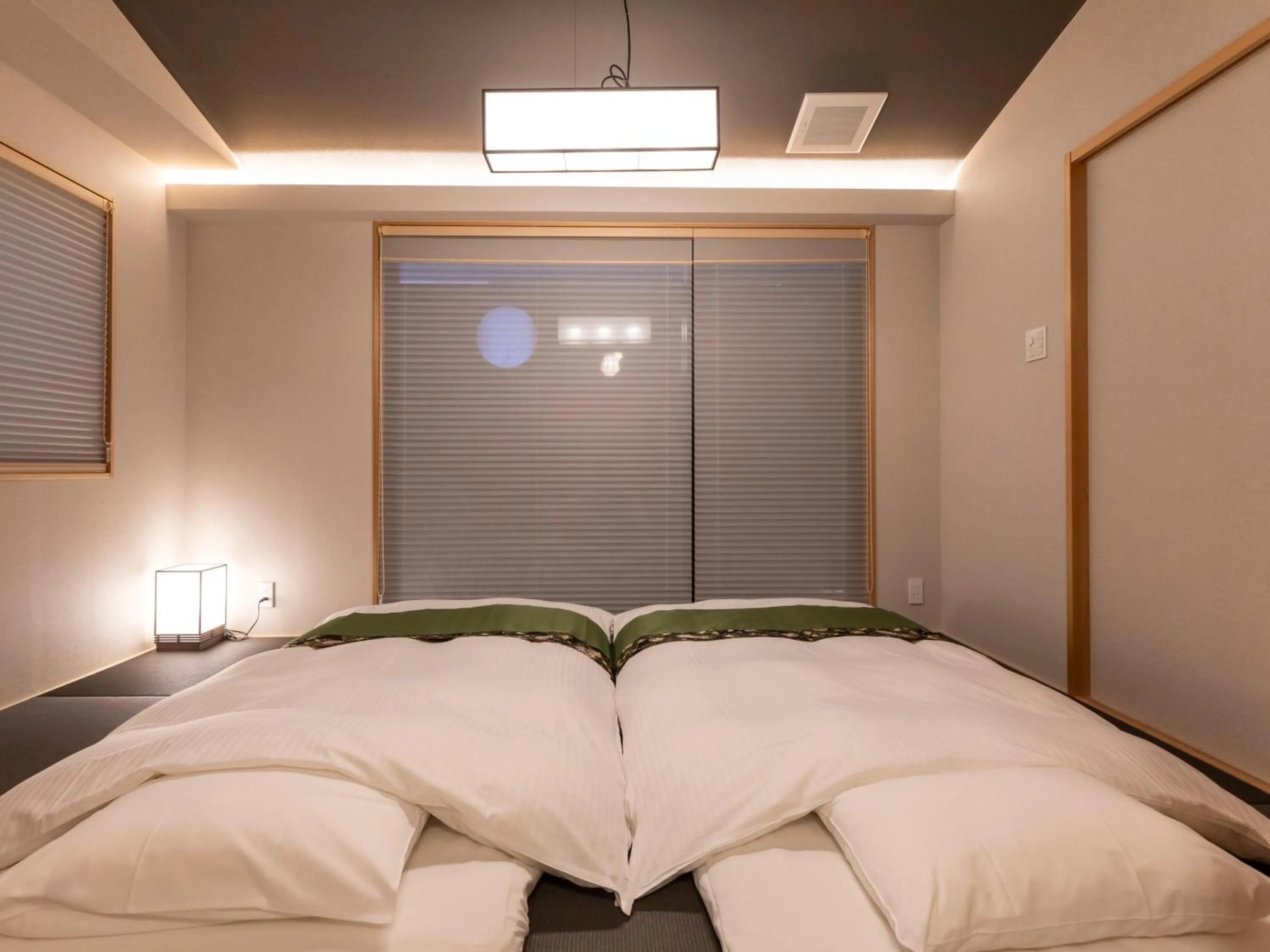 Photo of the whole room, Bed in Tabist kiki HOTEL KYOTO Gojo Karasuma