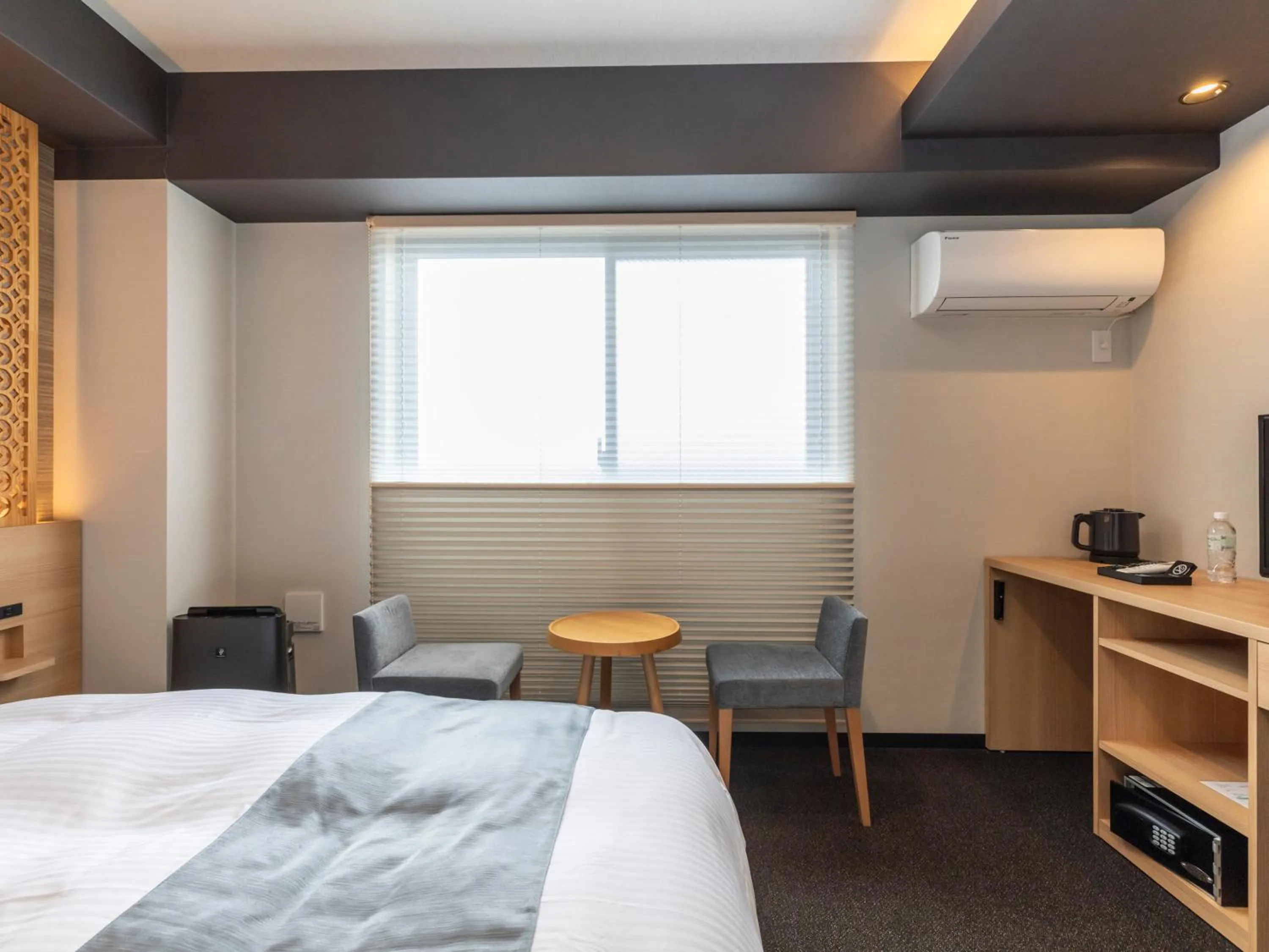 Photo of the whole room, Bed in Tabist kiki HOTEL KYOTO Gojo Karasuma