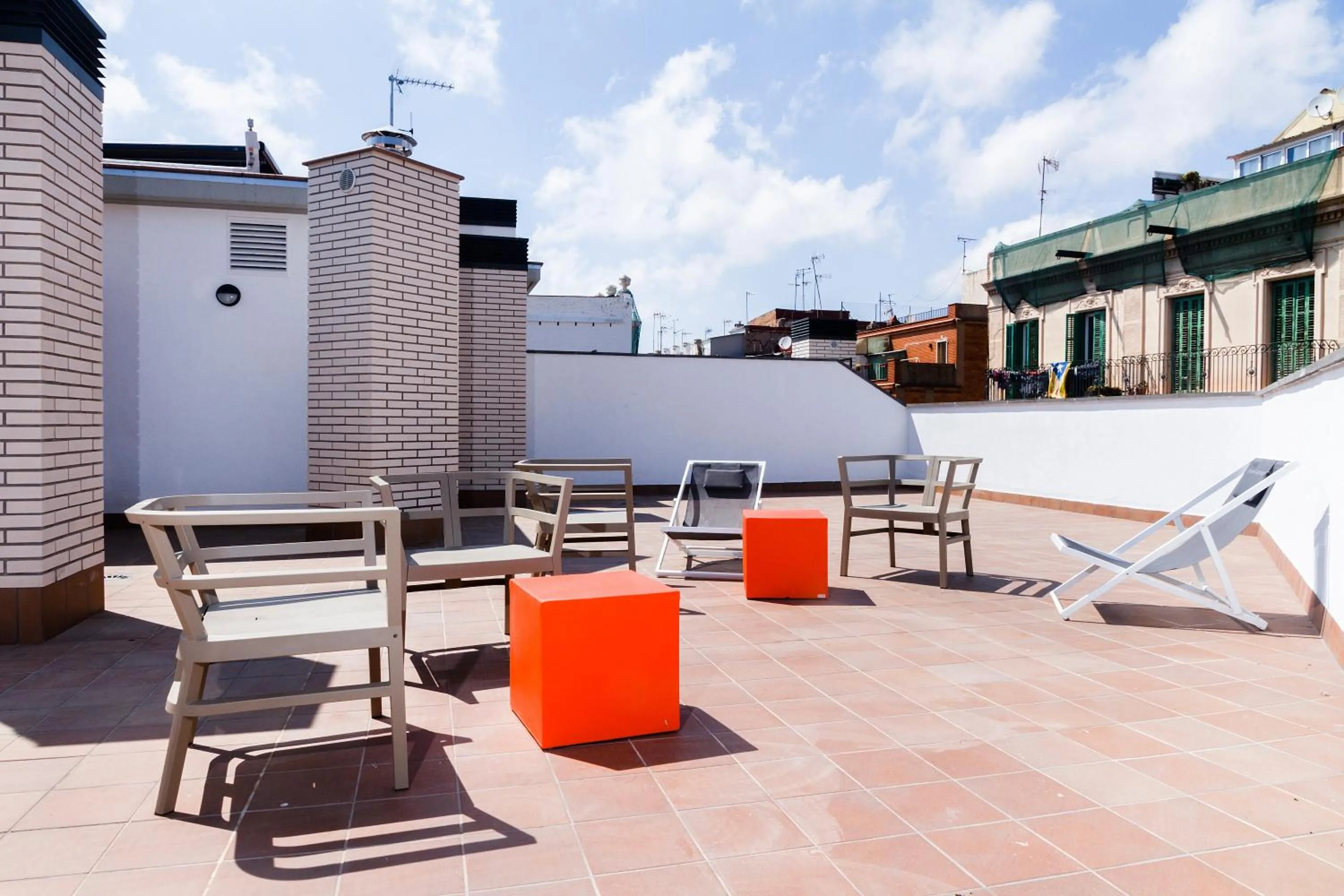 Balcony/Terrace in Feelathome Plaza Apartments