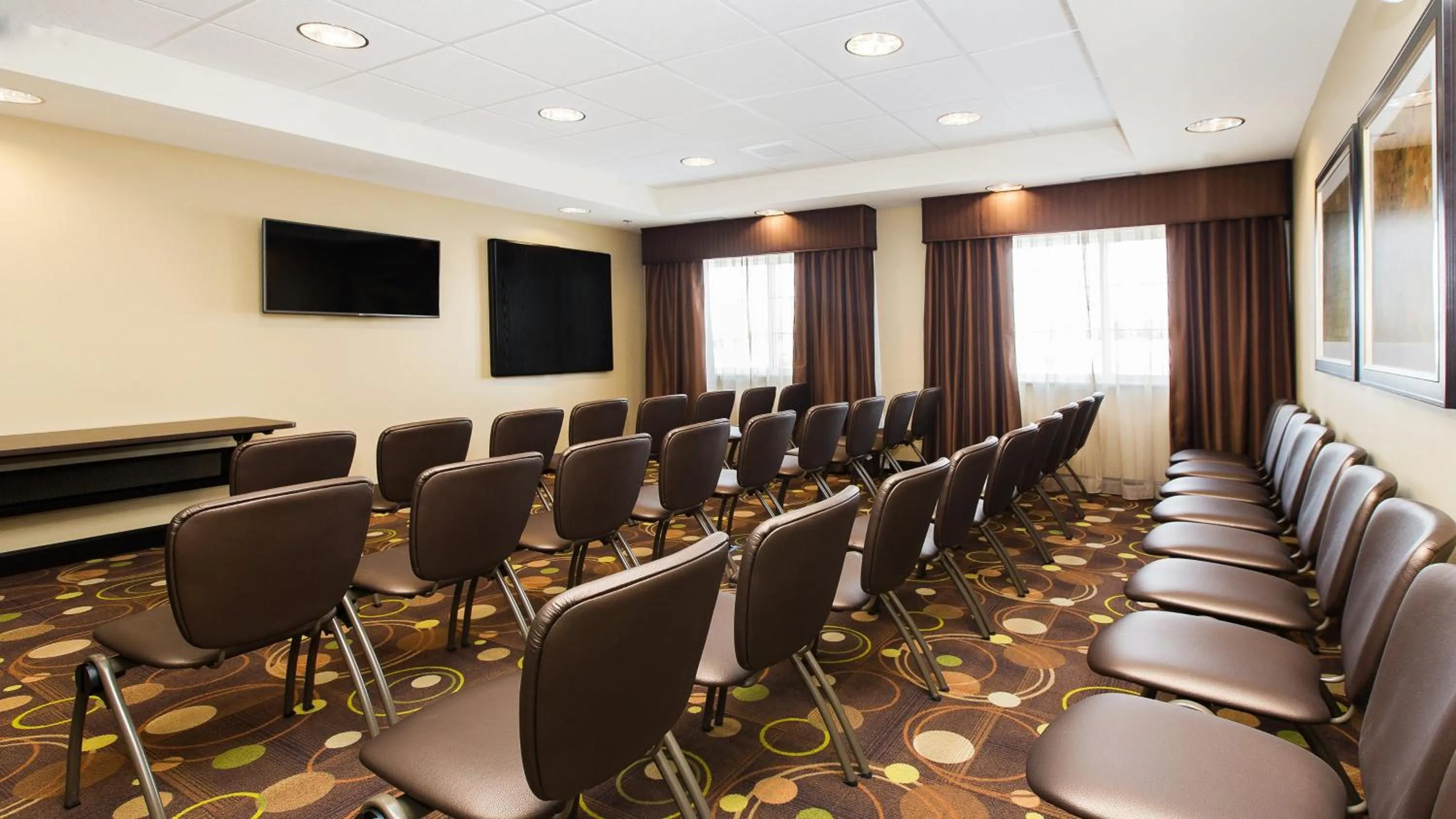 Meeting/conference room in Staybridge Suites West Edmonton by IHG