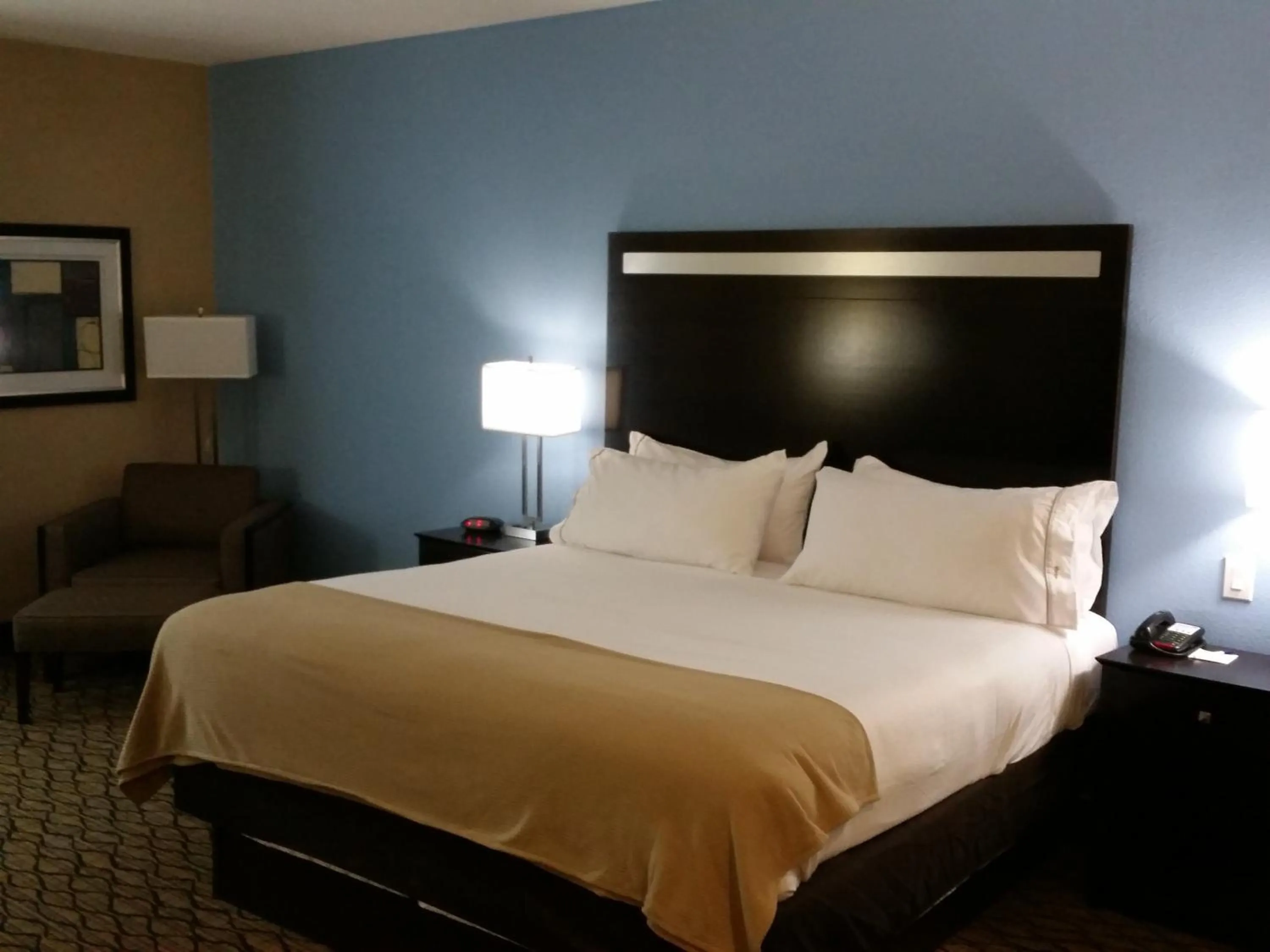 Photo of the whole room, Bed in Holiday Inn Express and Suites Atascocita - Humble - Kingwood by IHG