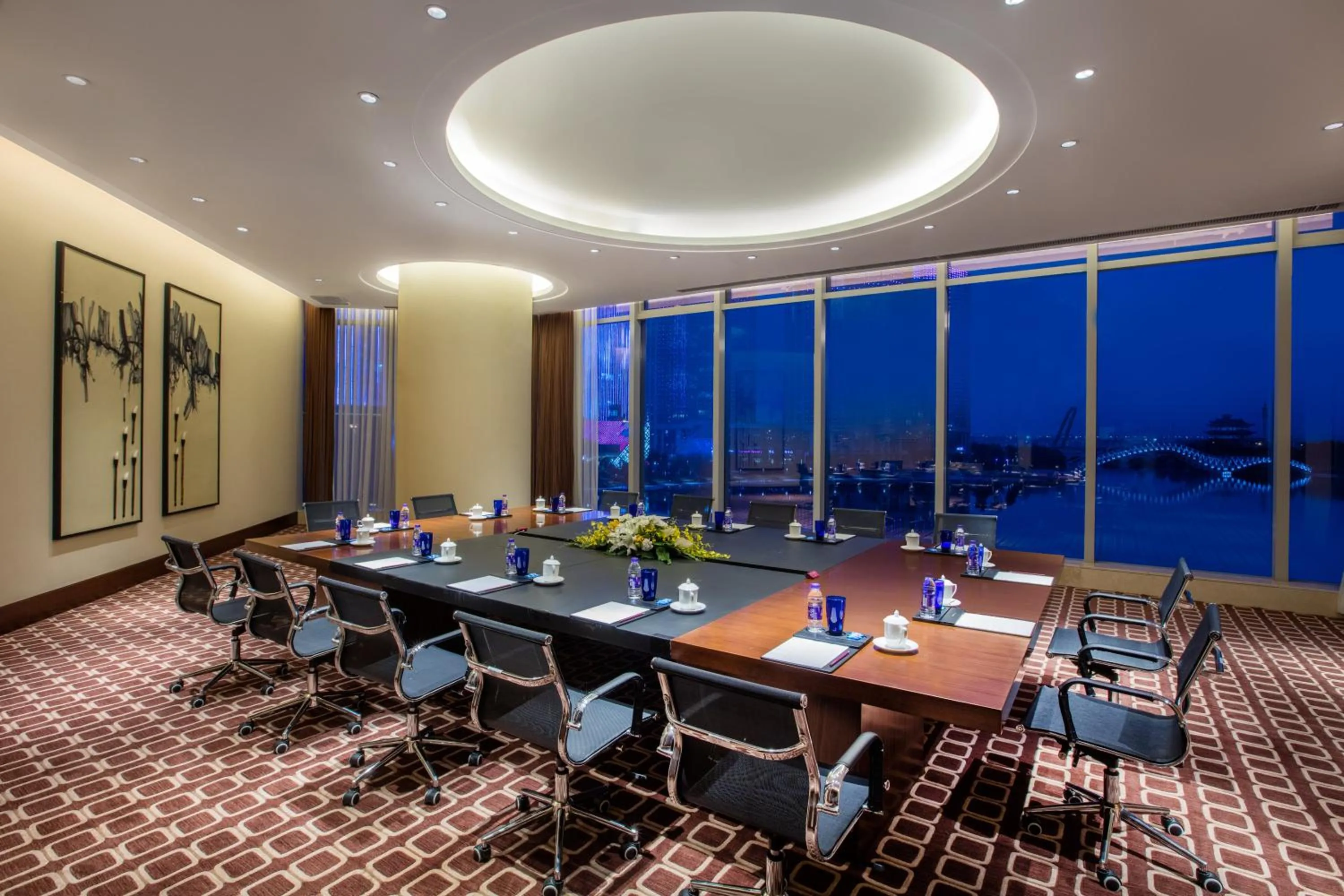 Meeting/conference room in Crowne Plaza Shaoxing, an IHG Hotel